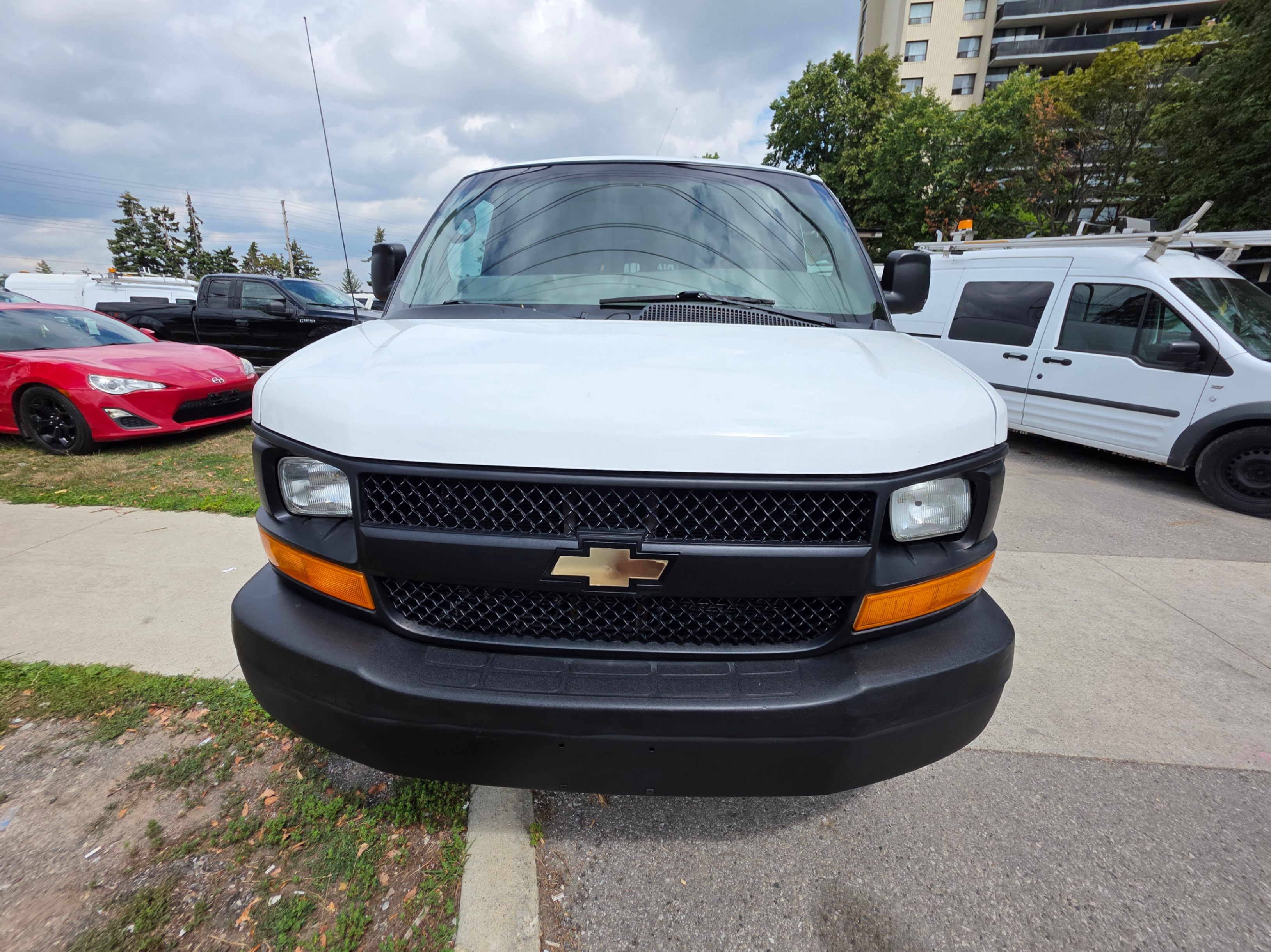 /artaautosales/2014-Chevrolet-Express-5142680769310284.jpg