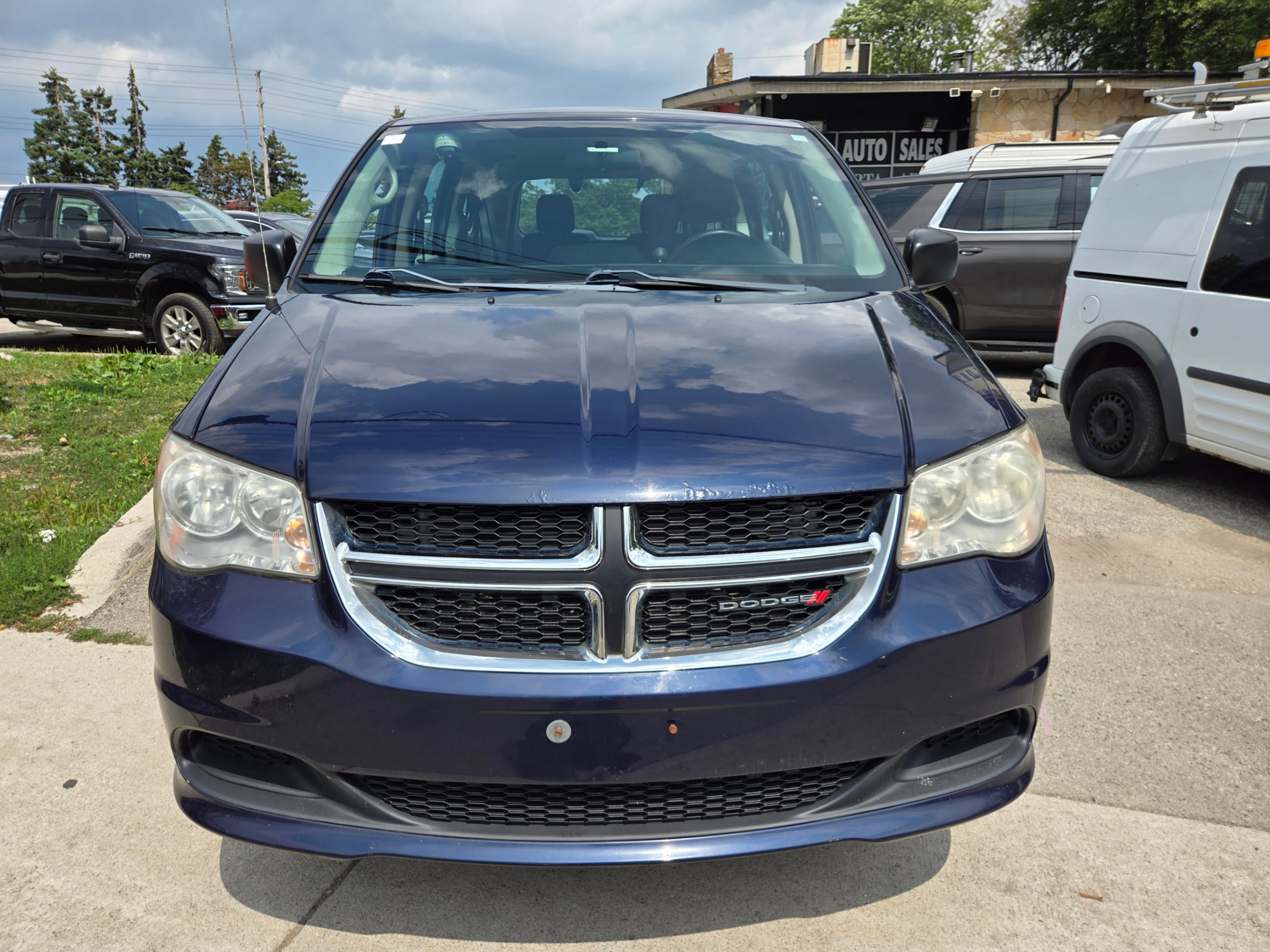 /artaautosales/2014-Dodge-GrandCaravan-050488187498552106.jpg