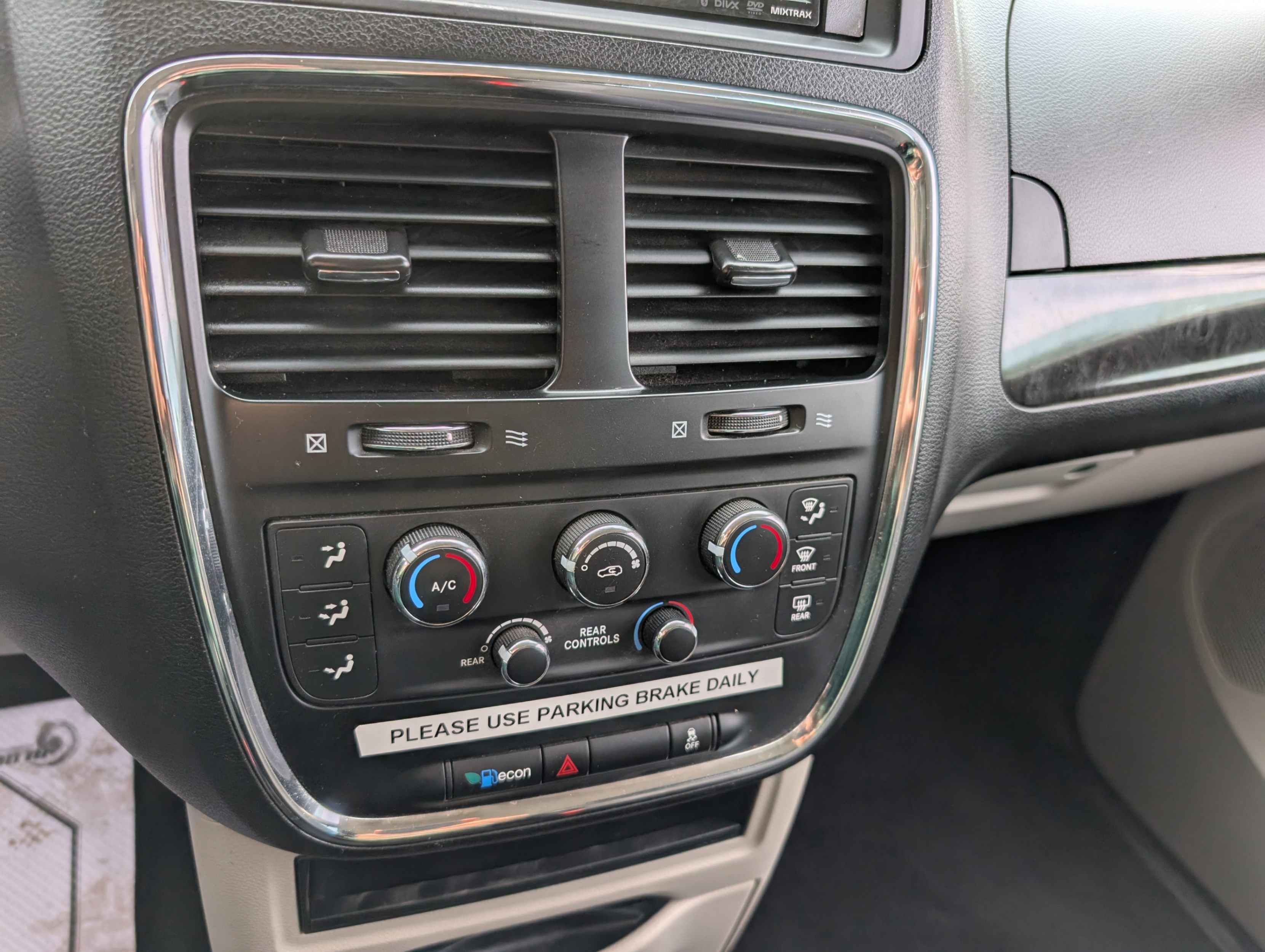 /artaautosales/2014-Dodge-GrandCaravan-08259250933716467.jpg