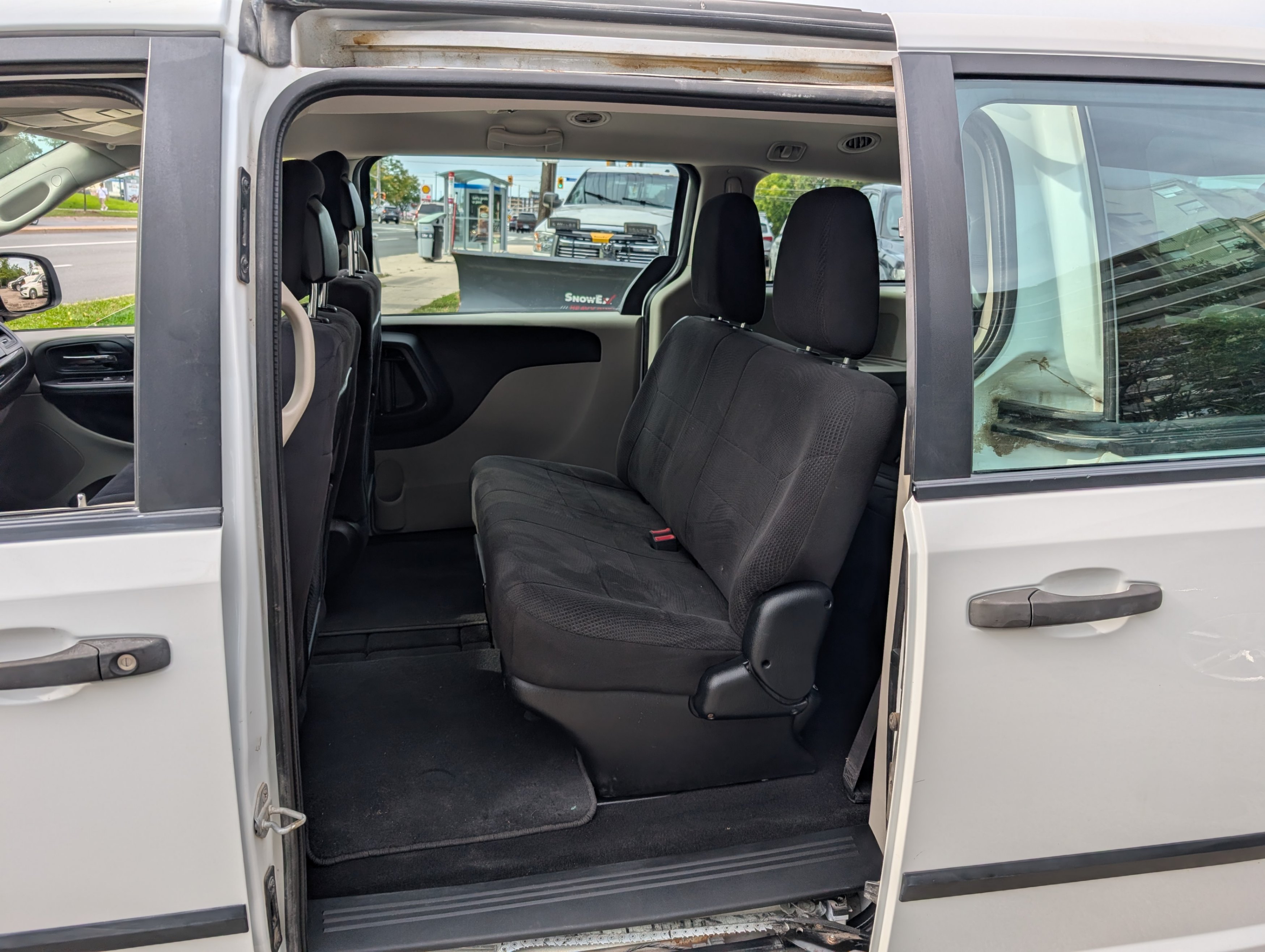 /artaautosales/2014-Dodge-GrandCaravan-16319015168070483.jpg