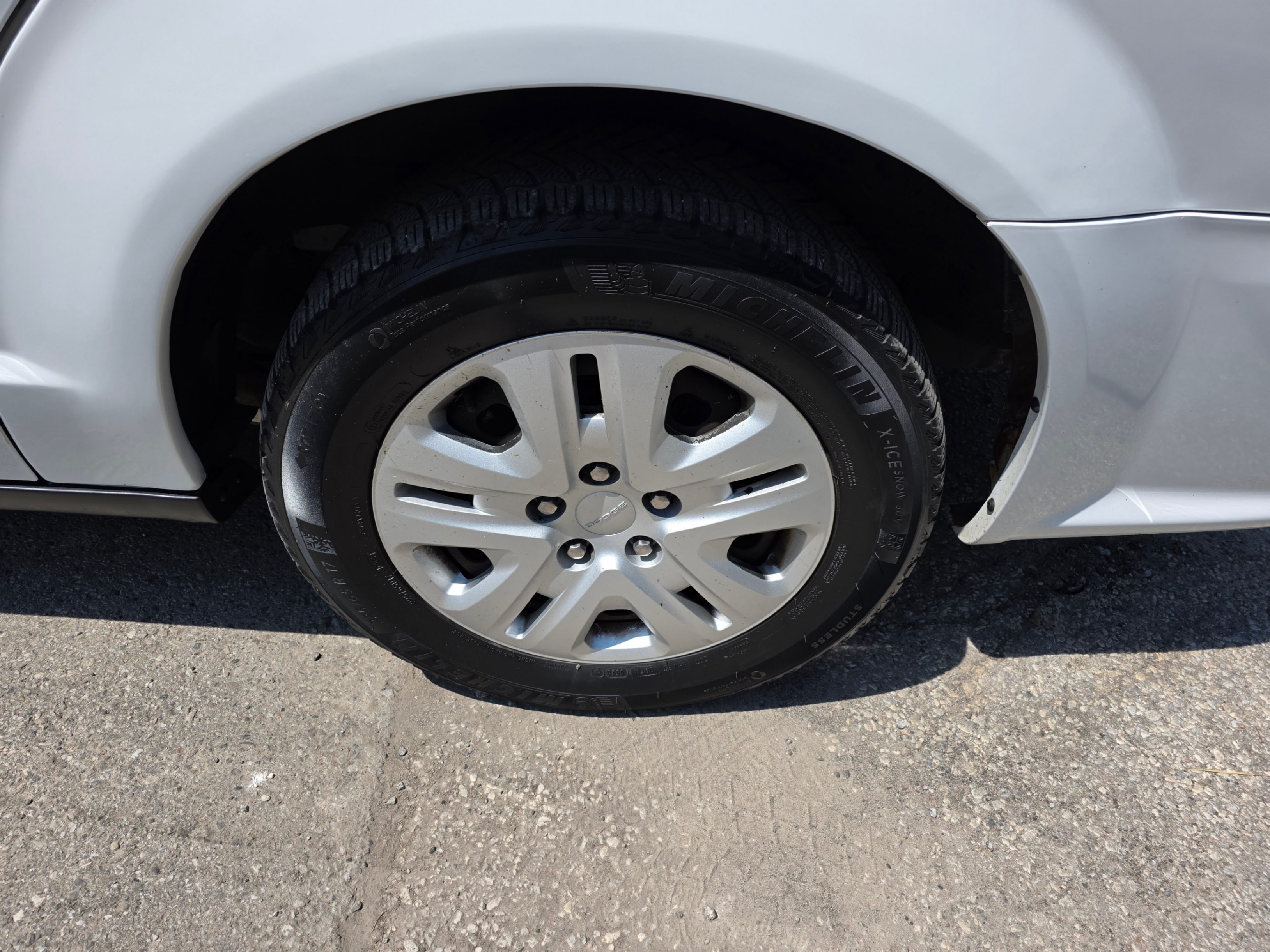 /artaautosales/2014-Dodge-GrandCaravan-28984269785557304.jpg
