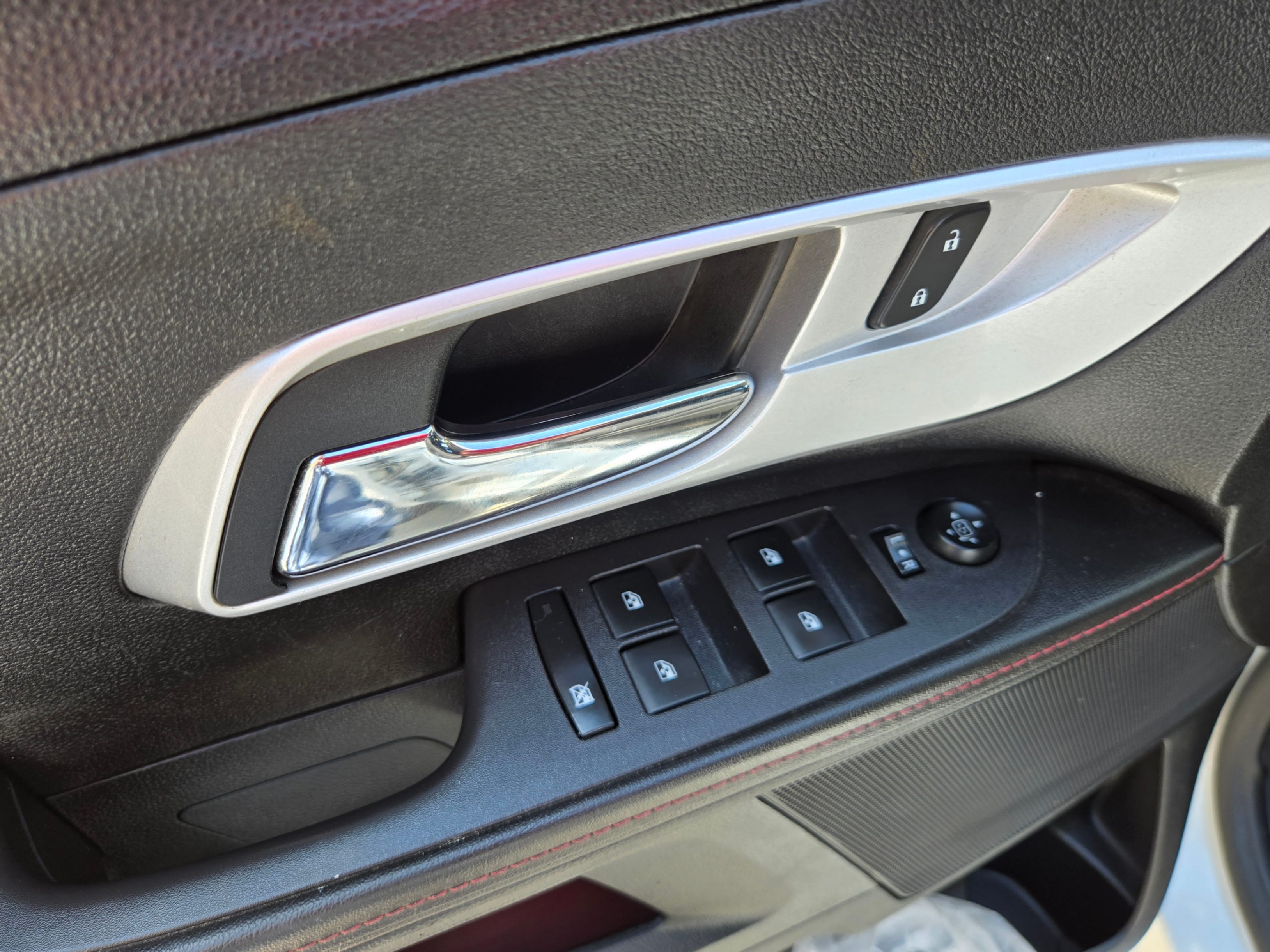 /artaautosales/2015-Chevrolet-Equinox-9434620559897455.jpg