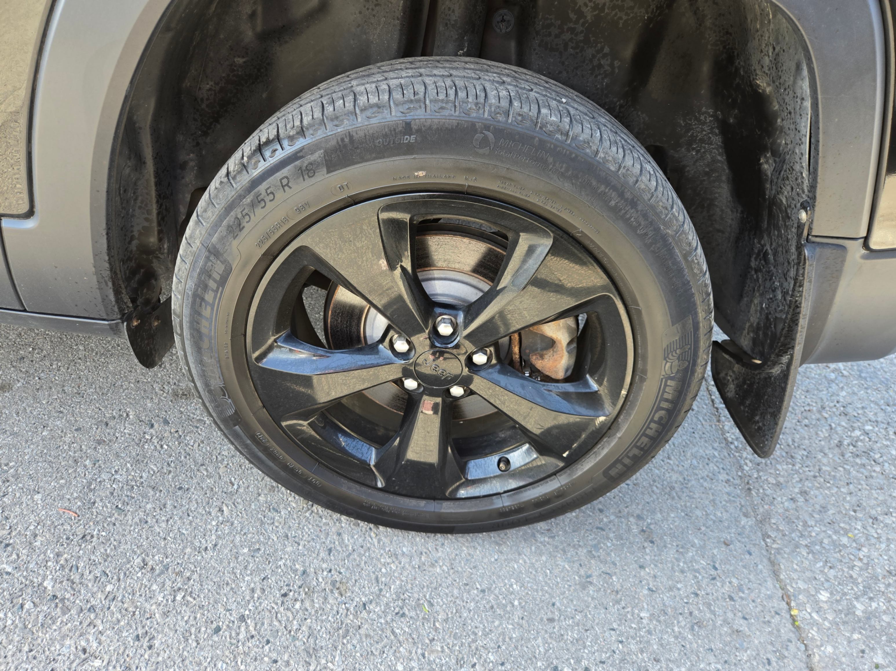 /artaautosales/2015-Jeep-Cherokee-9349976040277947.jpg