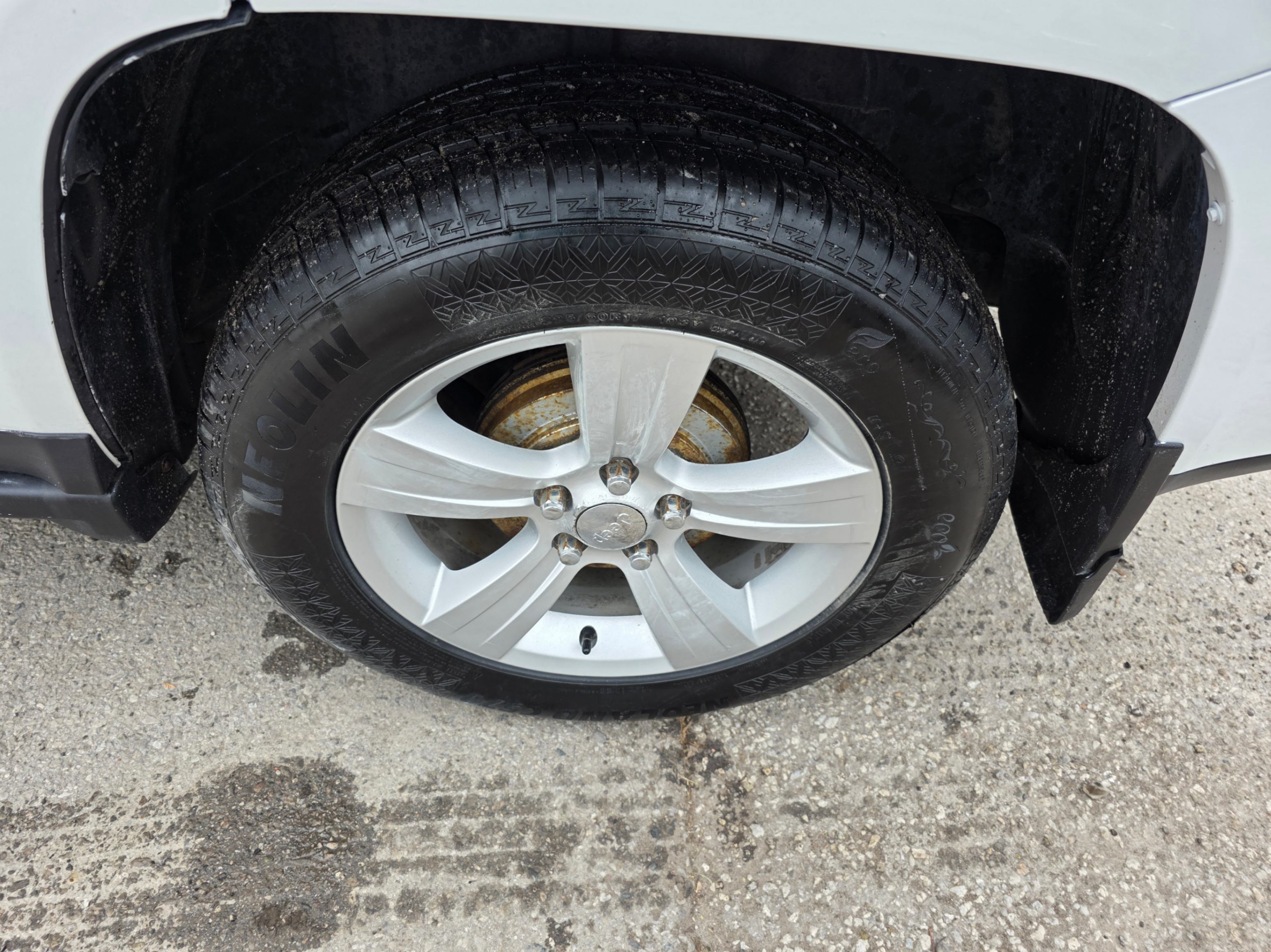 /artaautosales/2016-Jeep-Compass-22364634591516142.jpg