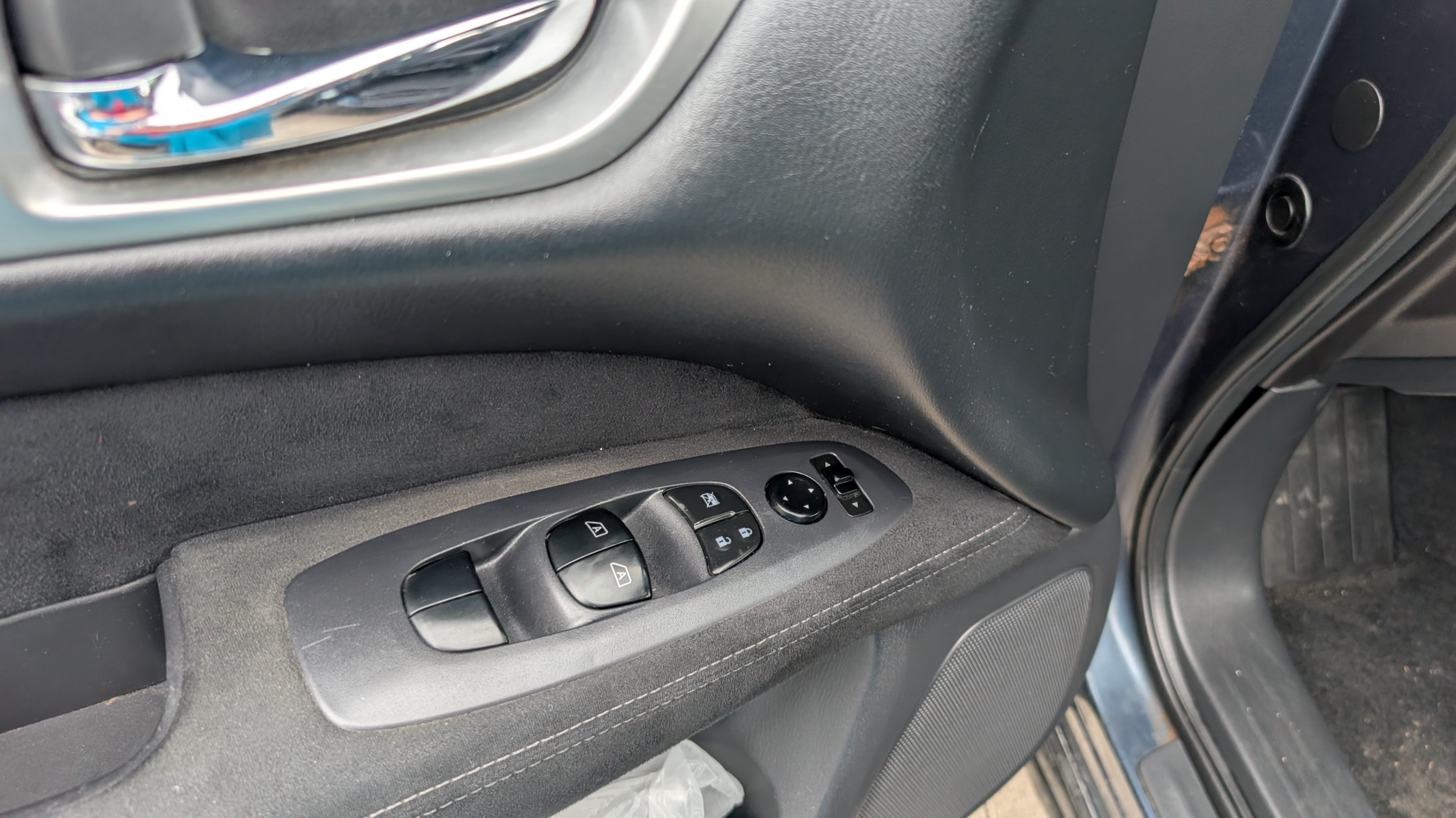 /artaautosales/2016-Nissan-Pathfinder-5938858849787476.jpg