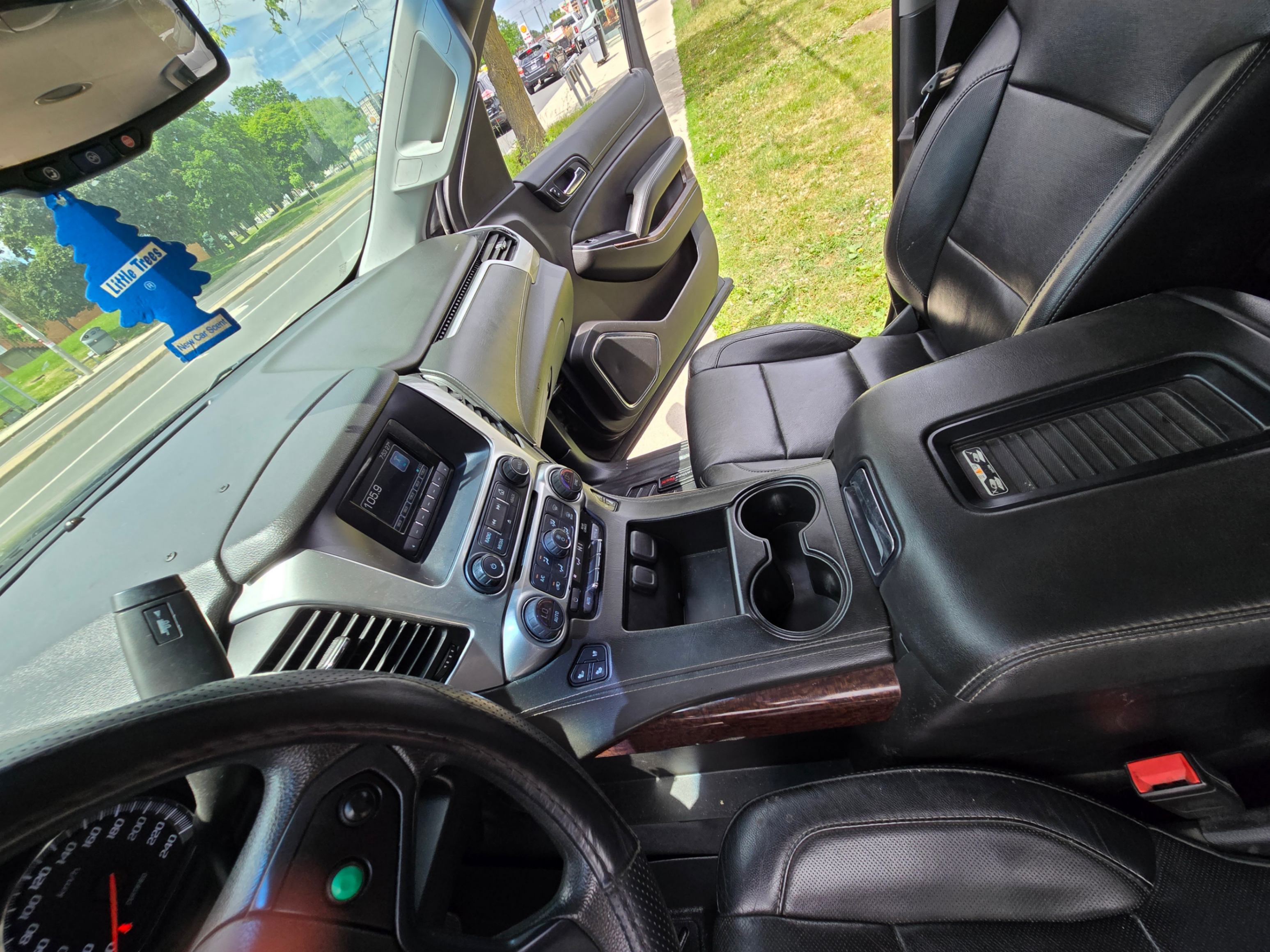 /artaautosales/2017-Chevrolet-Tahoe-4355994254665796.jpg