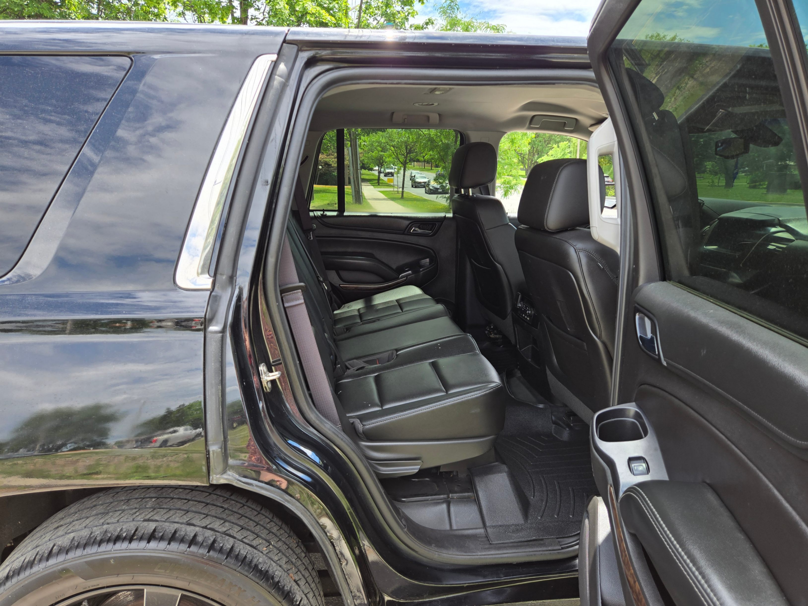 /artaautosales/2017-Chevrolet-Tahoe-7368618915012115.jpg
