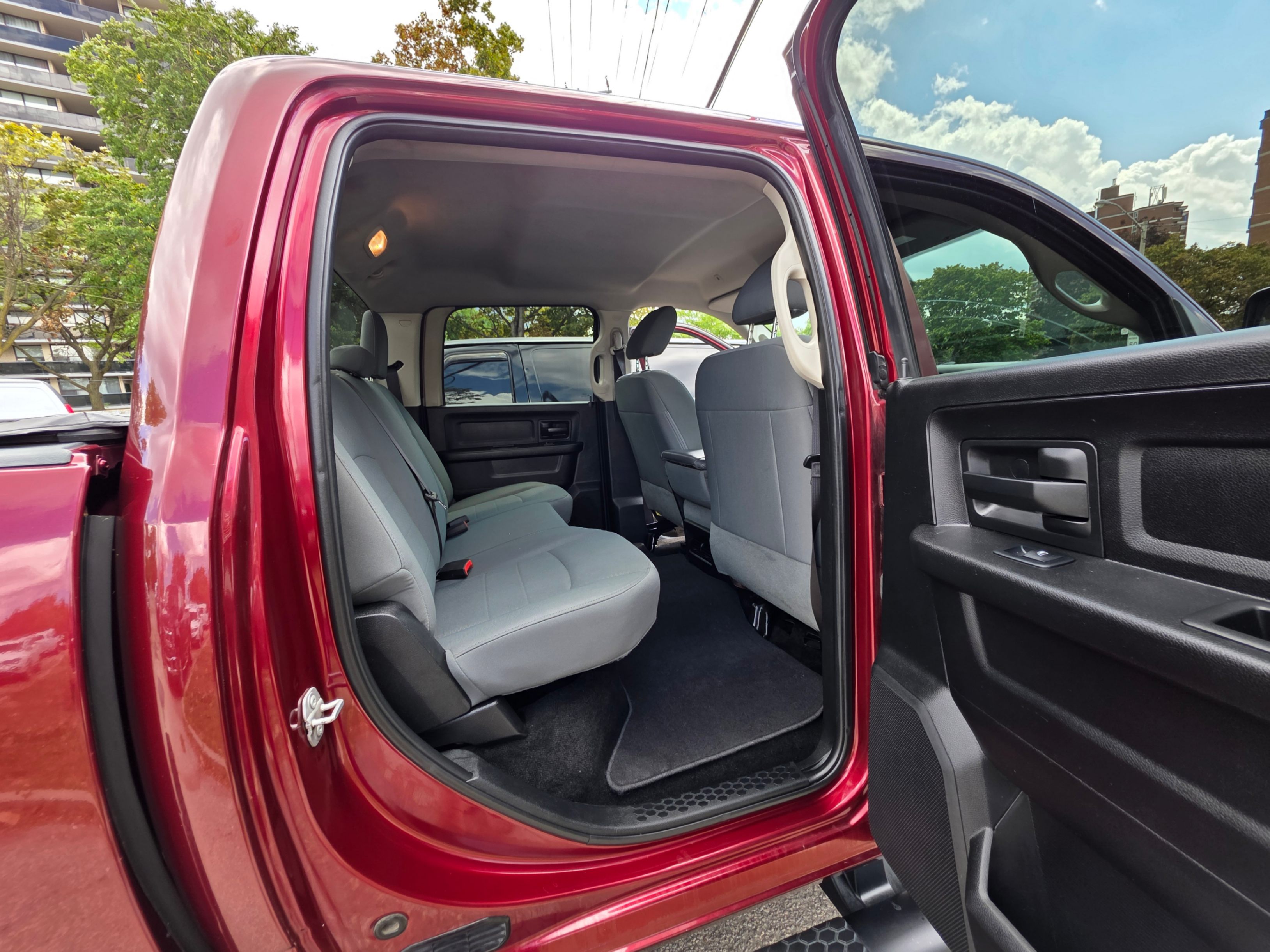 /artaautosales/2017-Ram-1500-001659740387102815.jpg