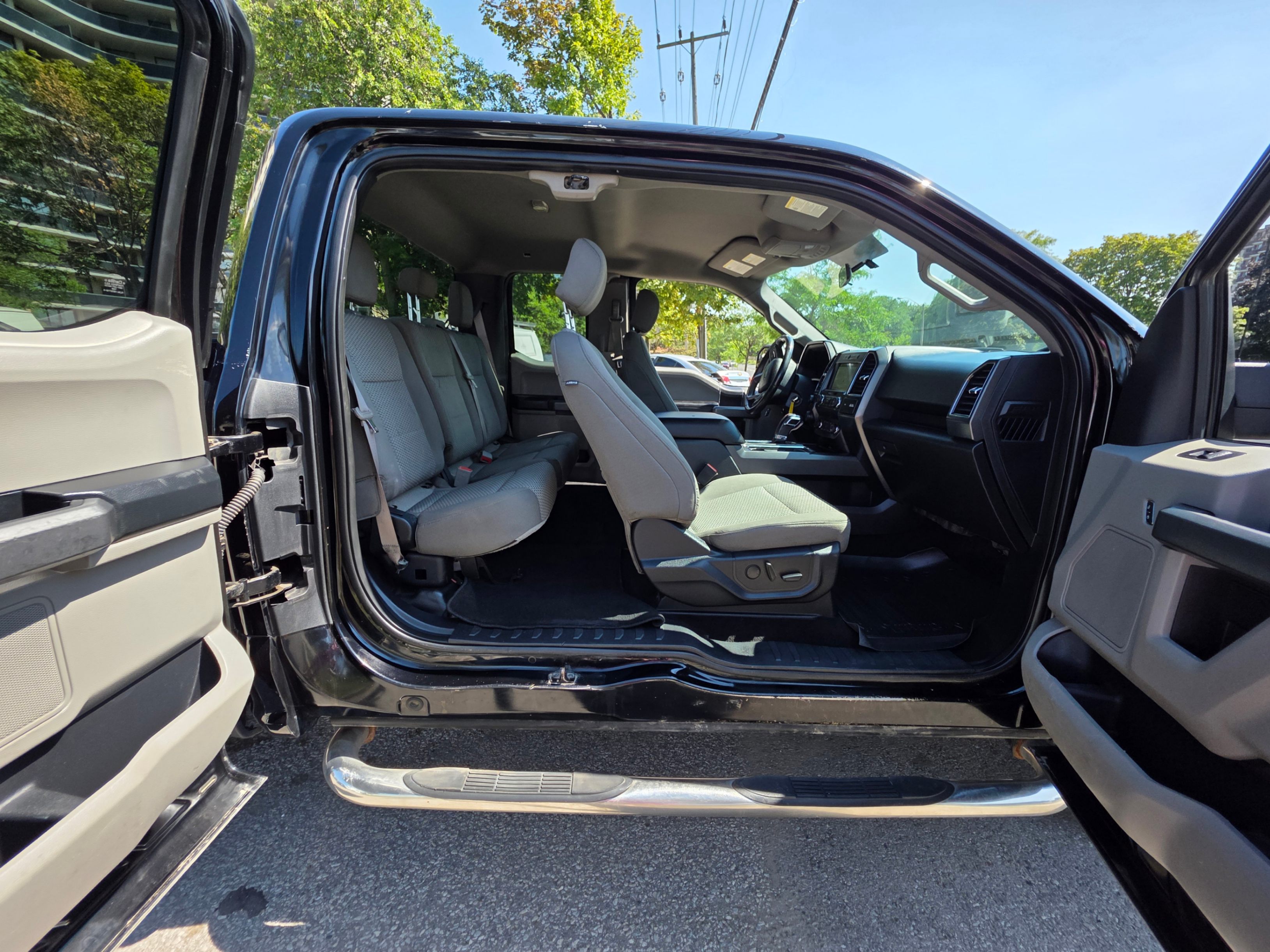 /artaautosales/2018-Ford-F-150-06822020484096059.jpg