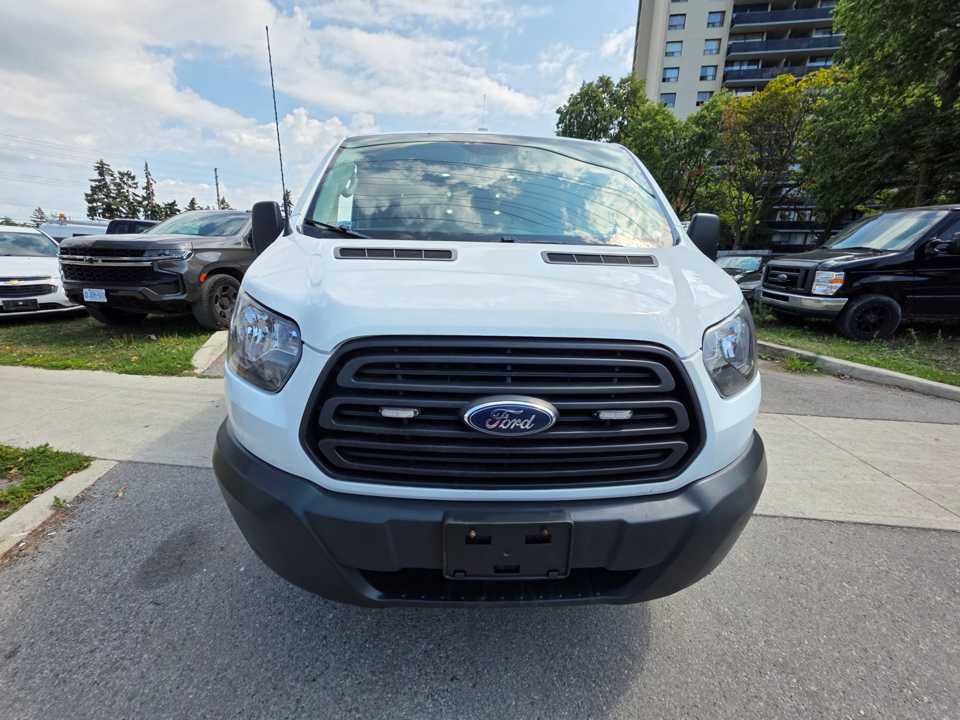 /artaautosales/2018-Ford-Transit-9570466137201941.jpg