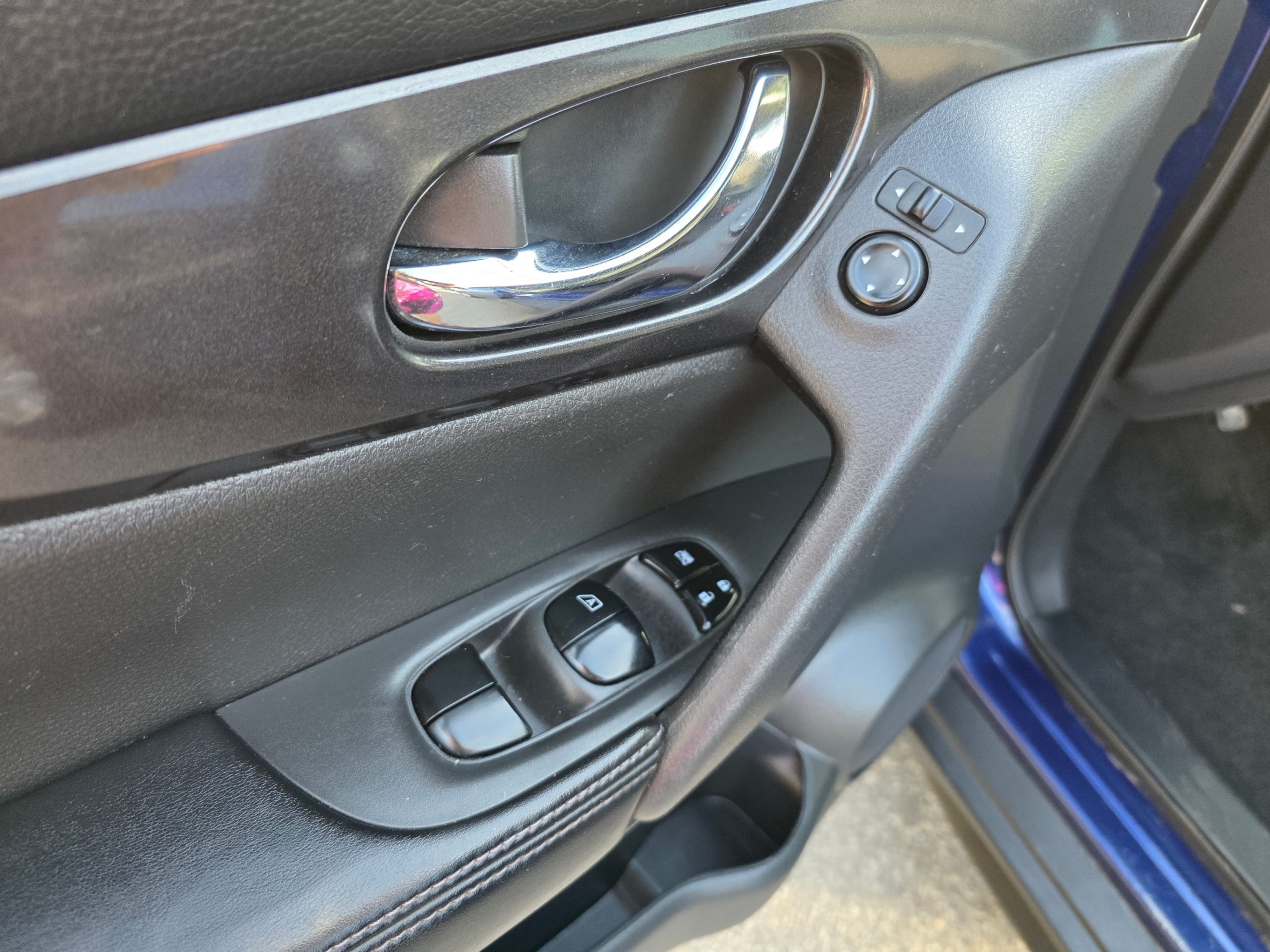 /artaautosales/2018-Nissan-Rogue-06137078549230468.jpg
