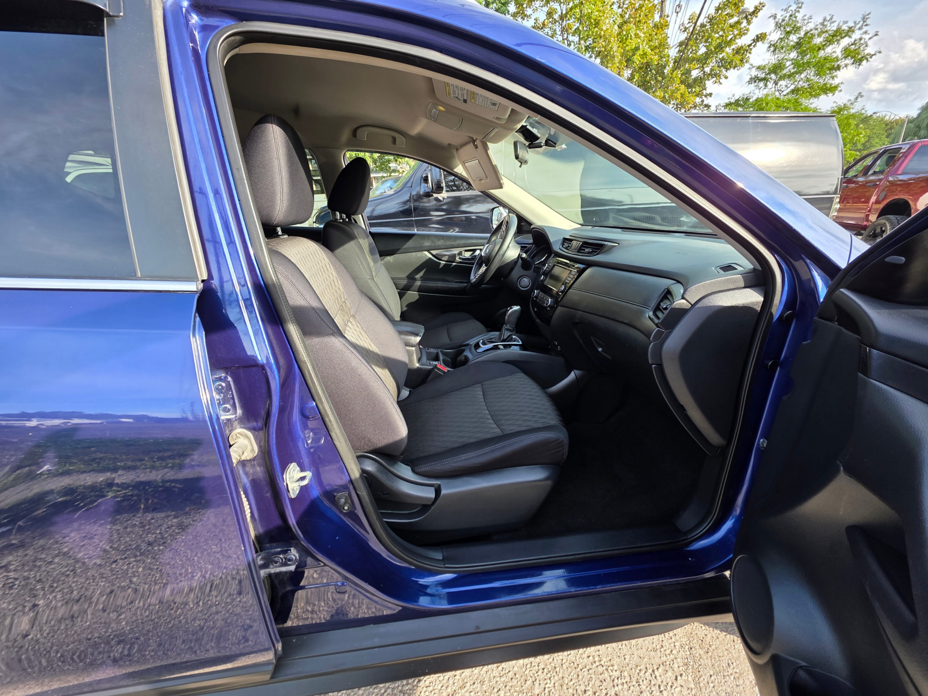 /artaautosales/2018-Nissan-Rogue-16583619542921624.jpg