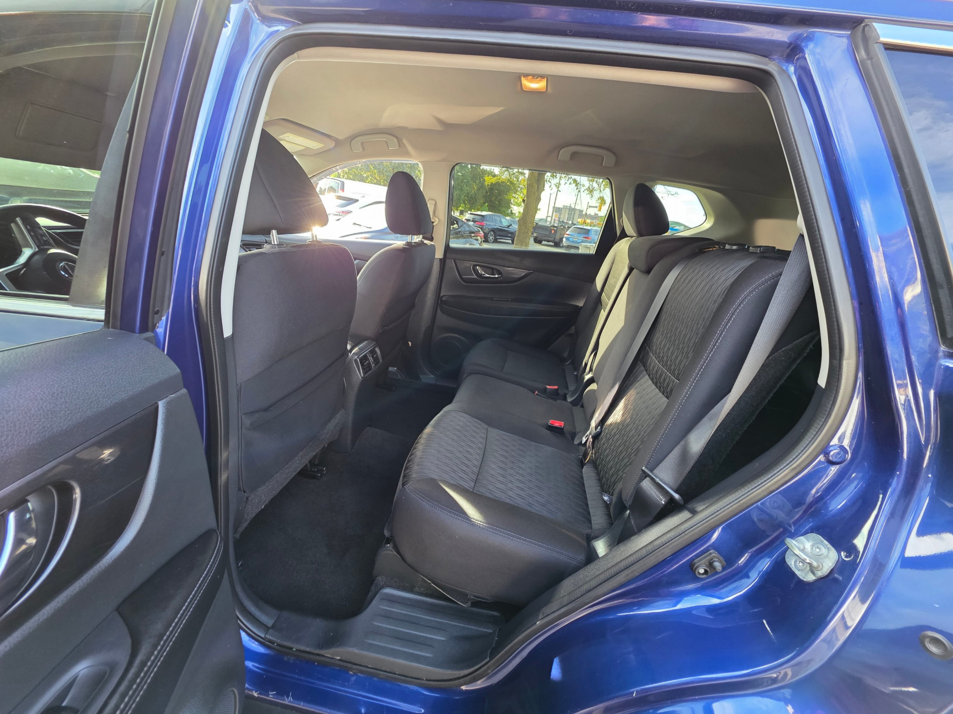 /artaautosales/2018-Nissan-Rogue-727979752251646.jpg