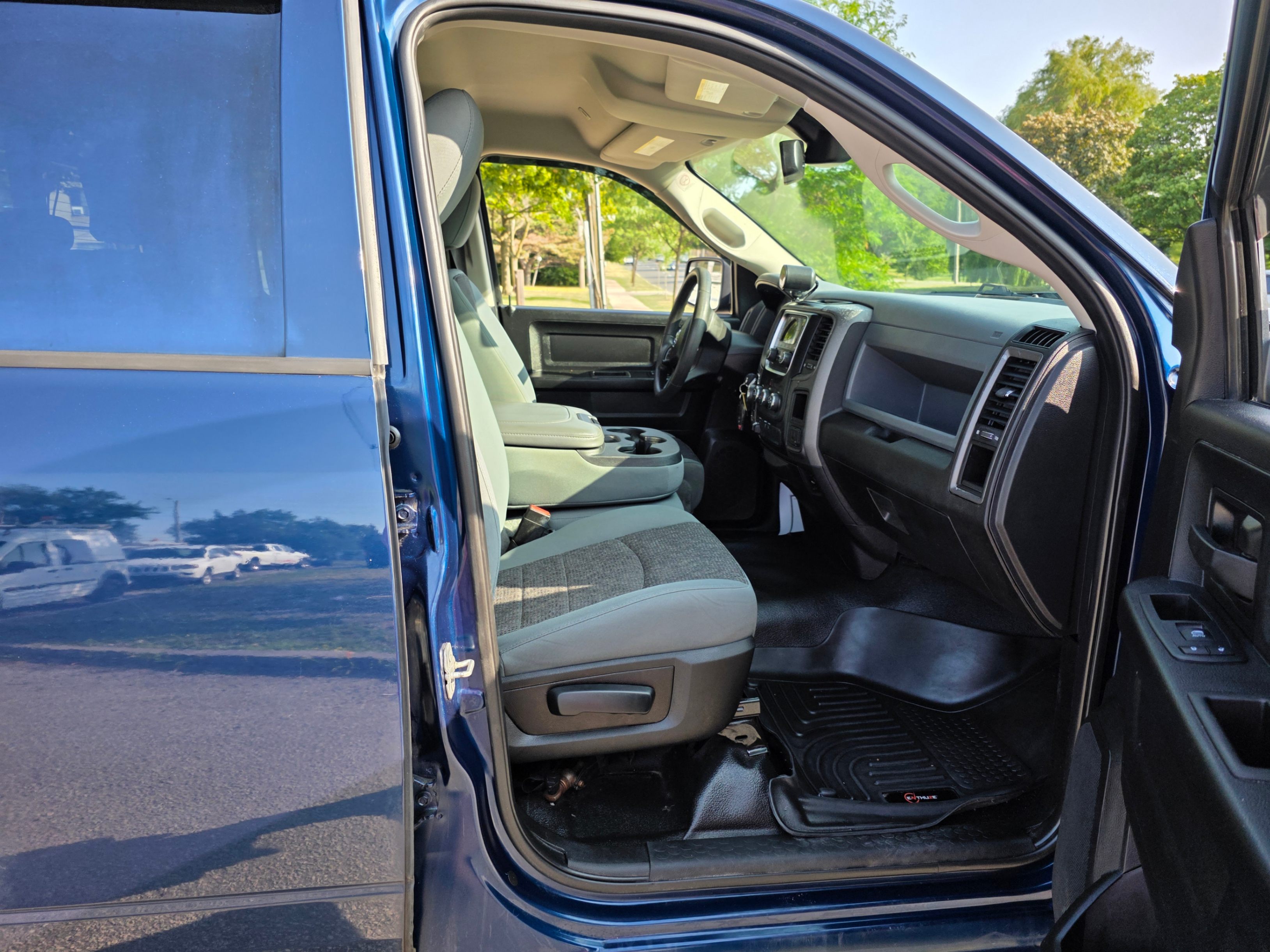 /artaautosales/2019-Ram-1500Classic-02400551737106138.jpg