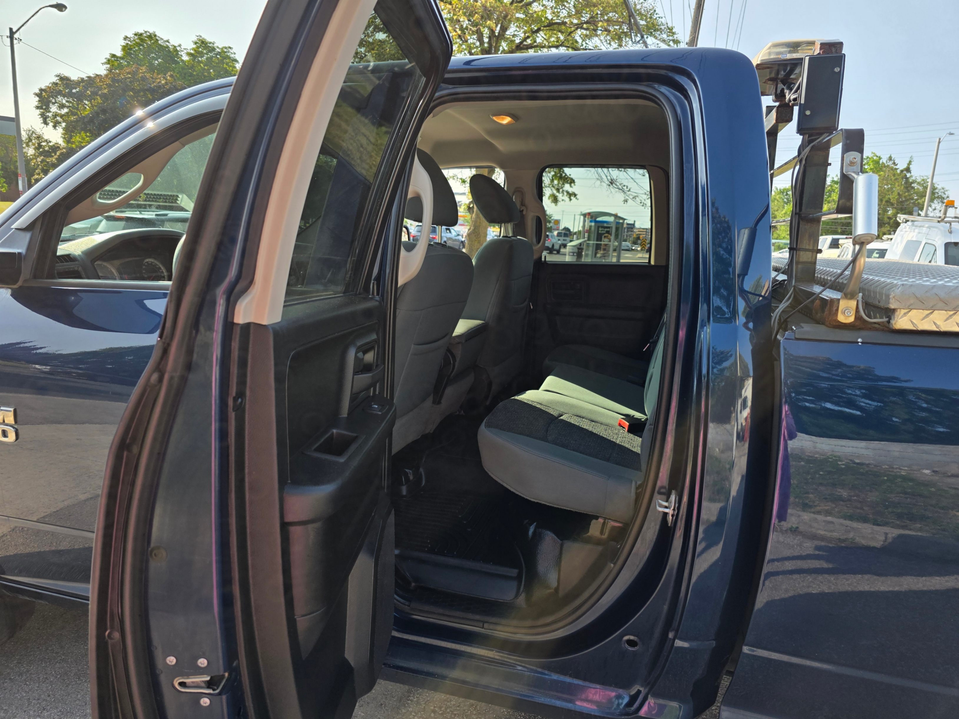 /artaautosales/2019-Ram-1500Classic-4664608435401296.jpg