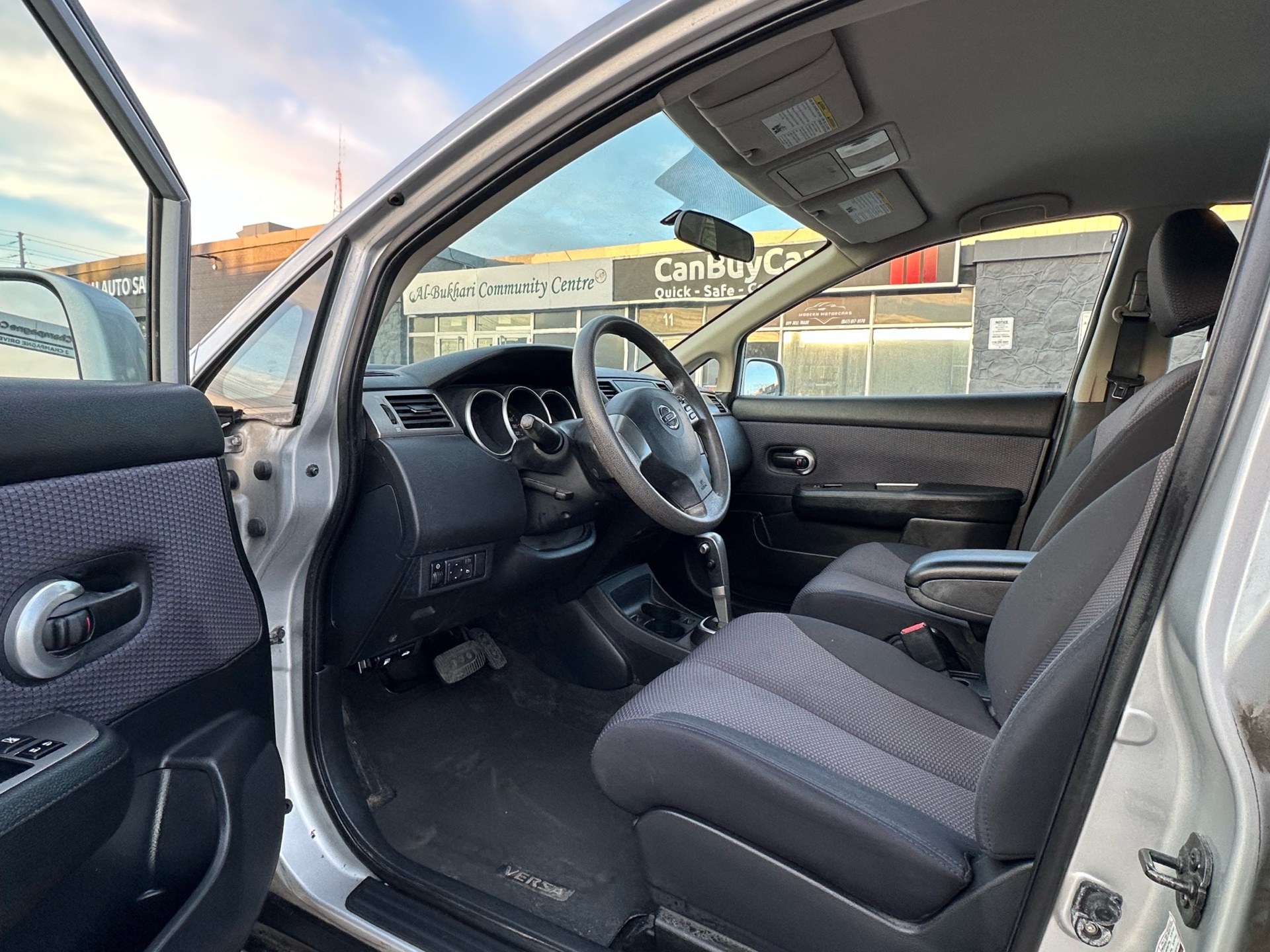 /autocainc/2007-Nissan-Versa-04228622944857019.jpg