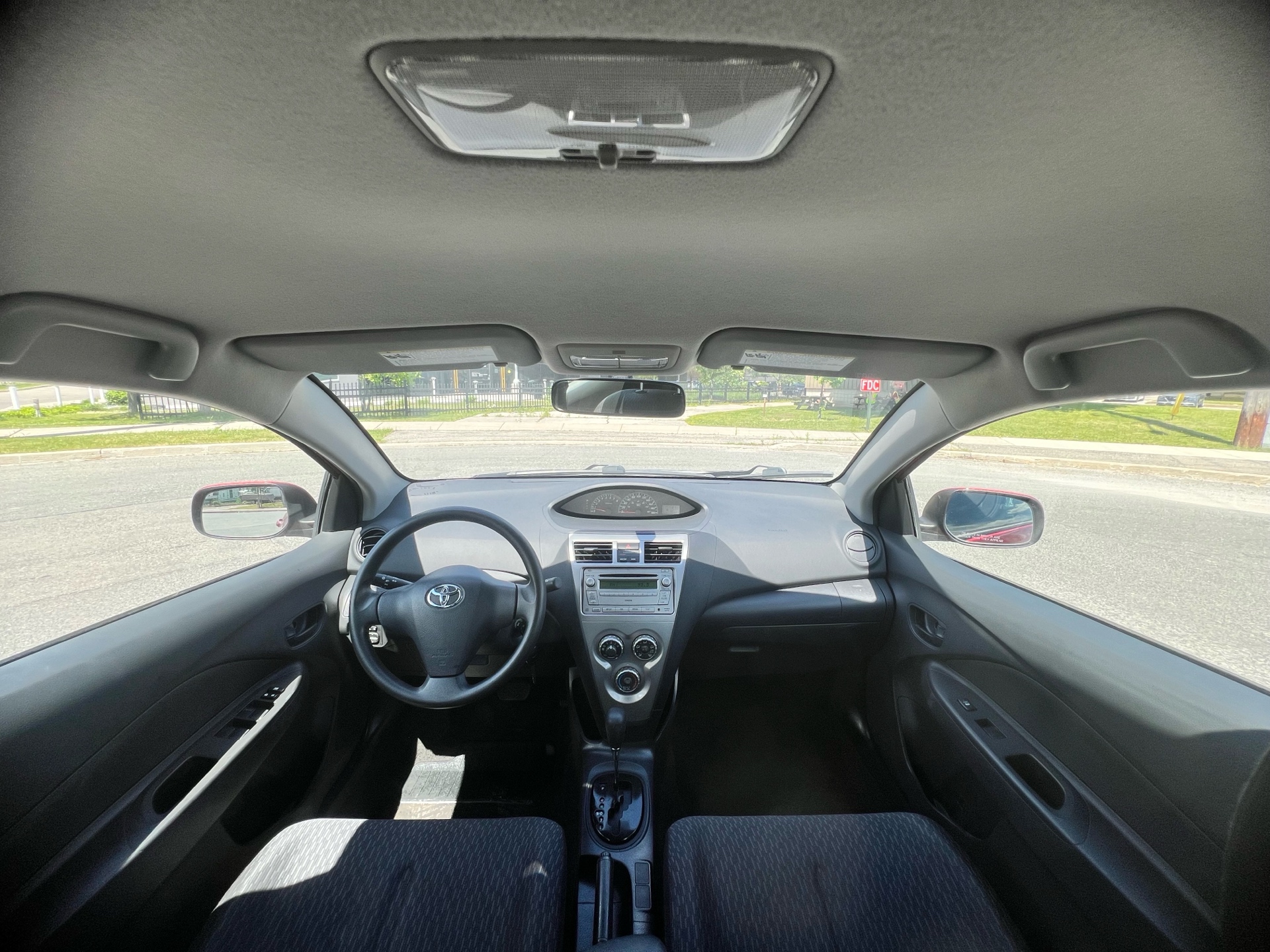 /autocainc/2009-Toyota-Yaris-05294818537075763.jpg