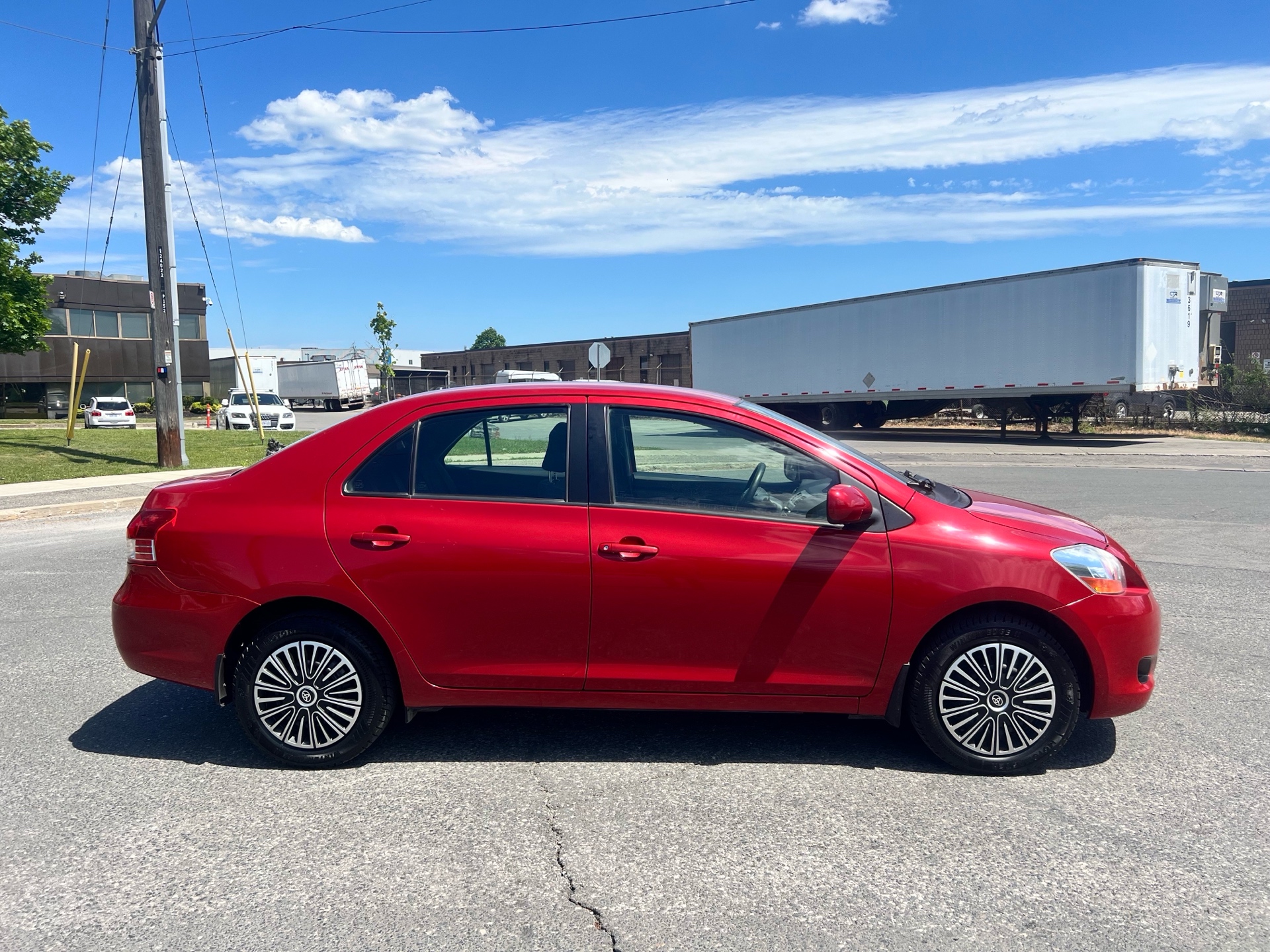 /autocainc/2009-Toyota-Yaris-35961840351684393.jpg