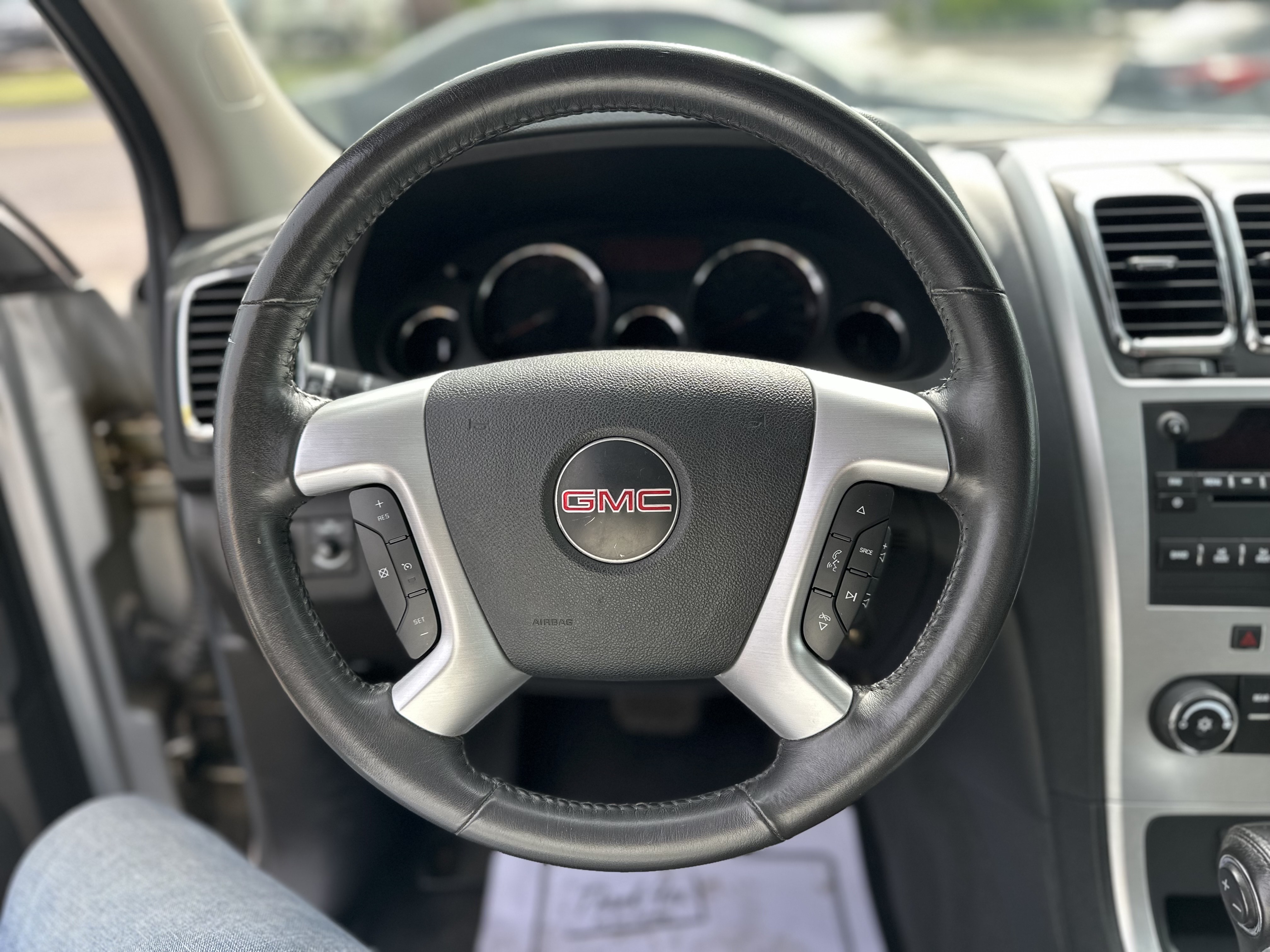 /autocainc/2010-GMC-Acadia-49003317818597614.jpg
