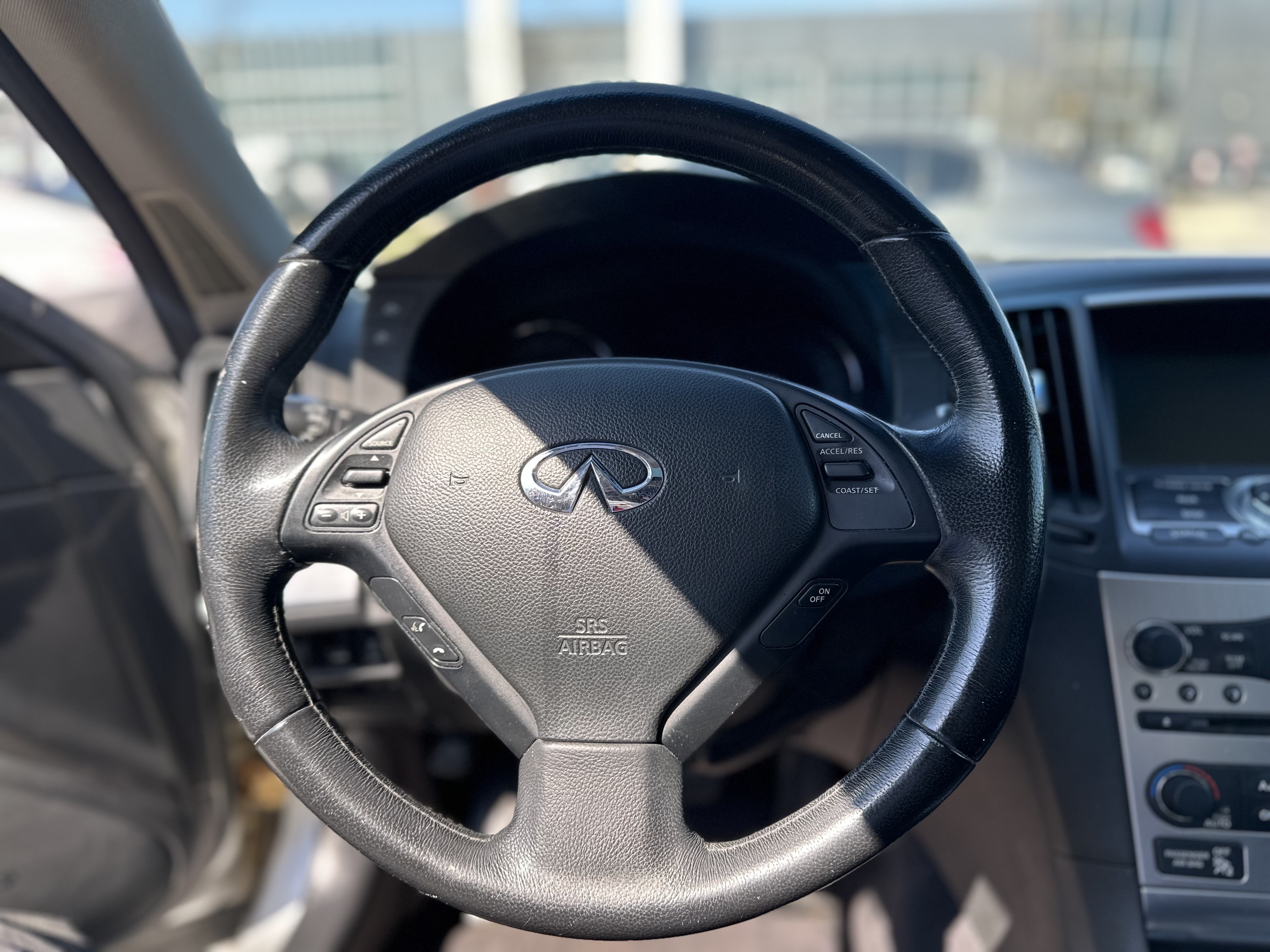 /autocainc/2010-INFINITI-G37-2552498109581547.jpg
