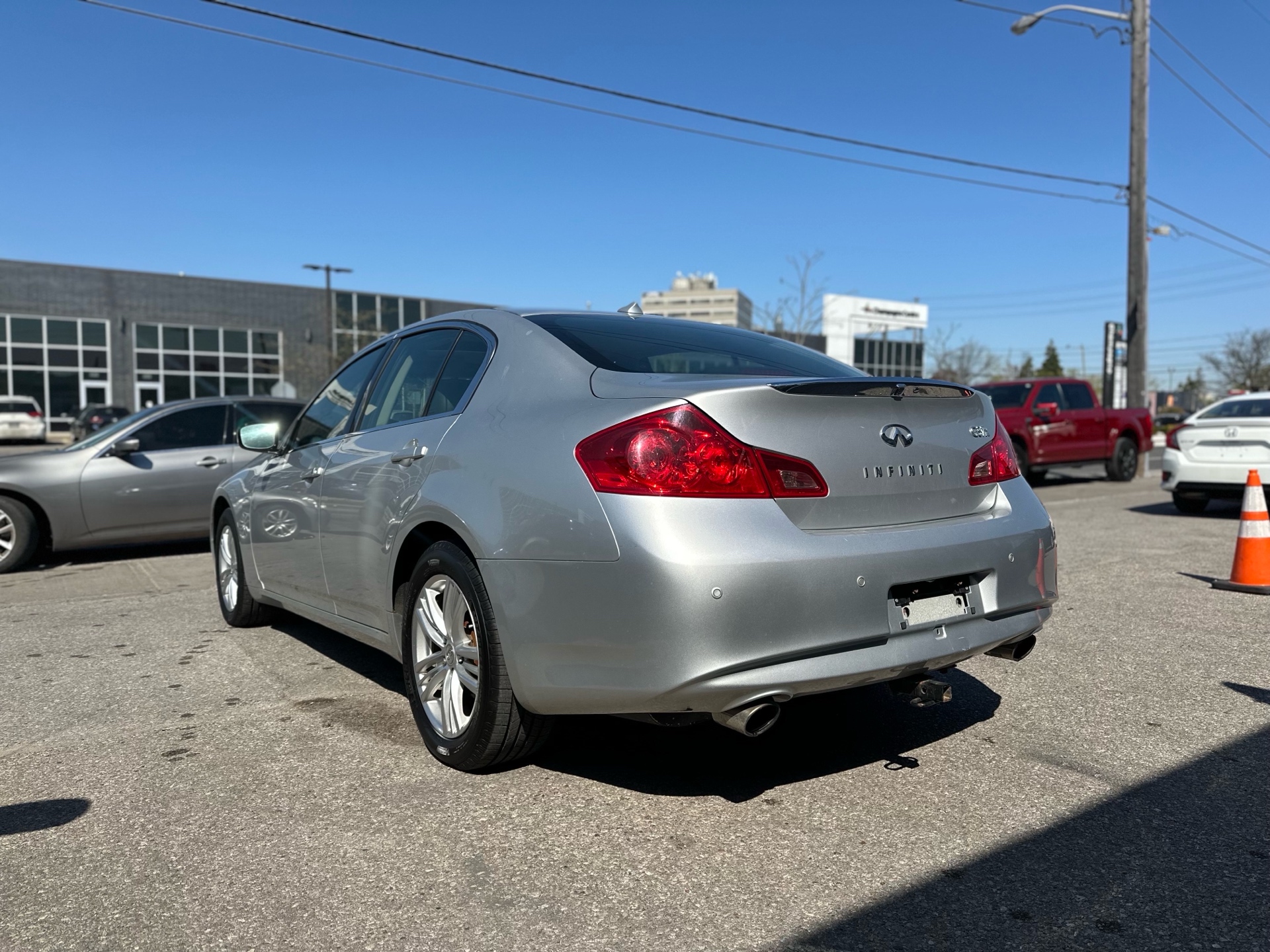 /autocainc/2010-INFINITI-G37-6822262538884736.jpg