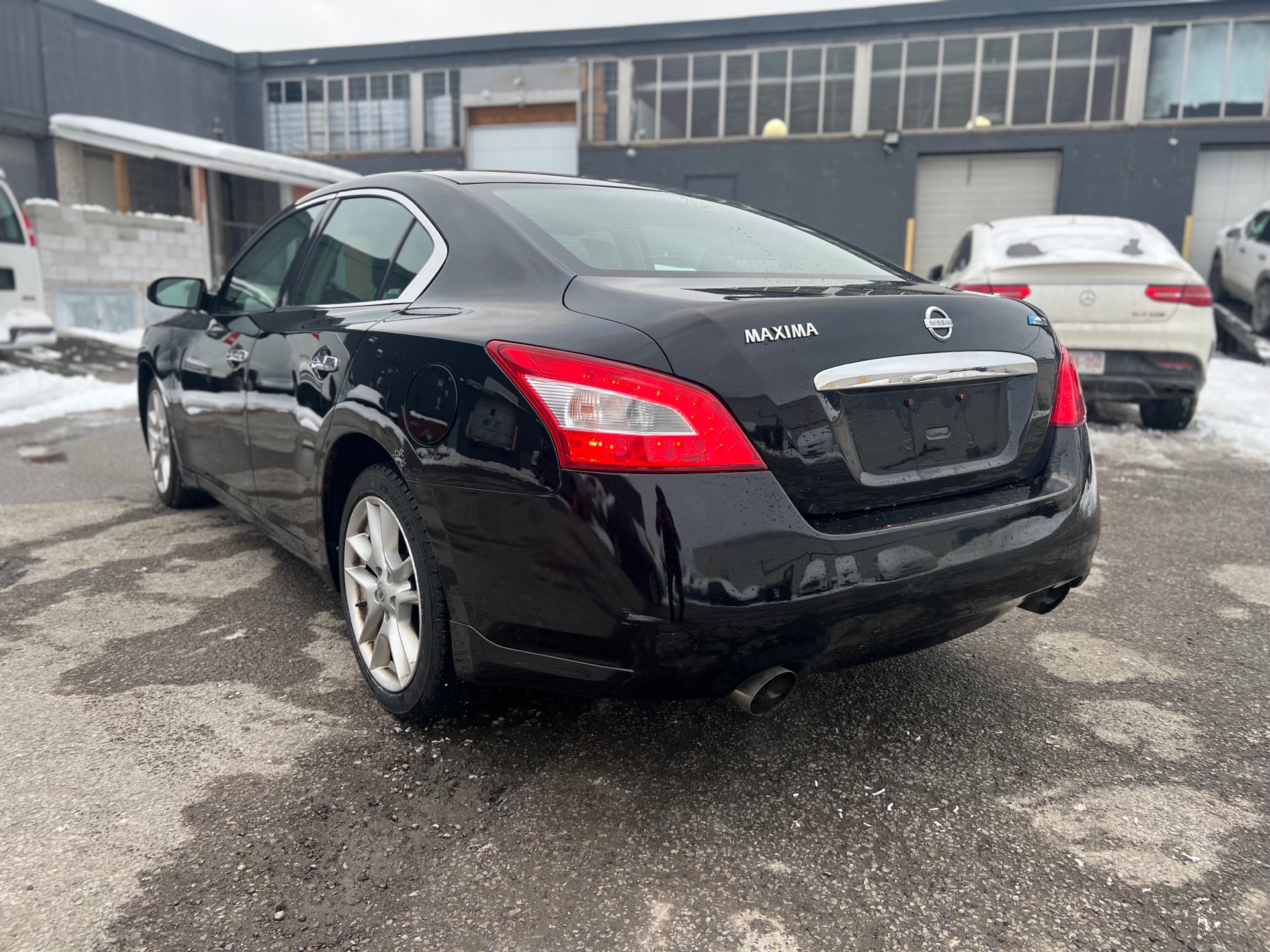/autocainc/2010-Nissan-Maxima-4958819647923105.jpg