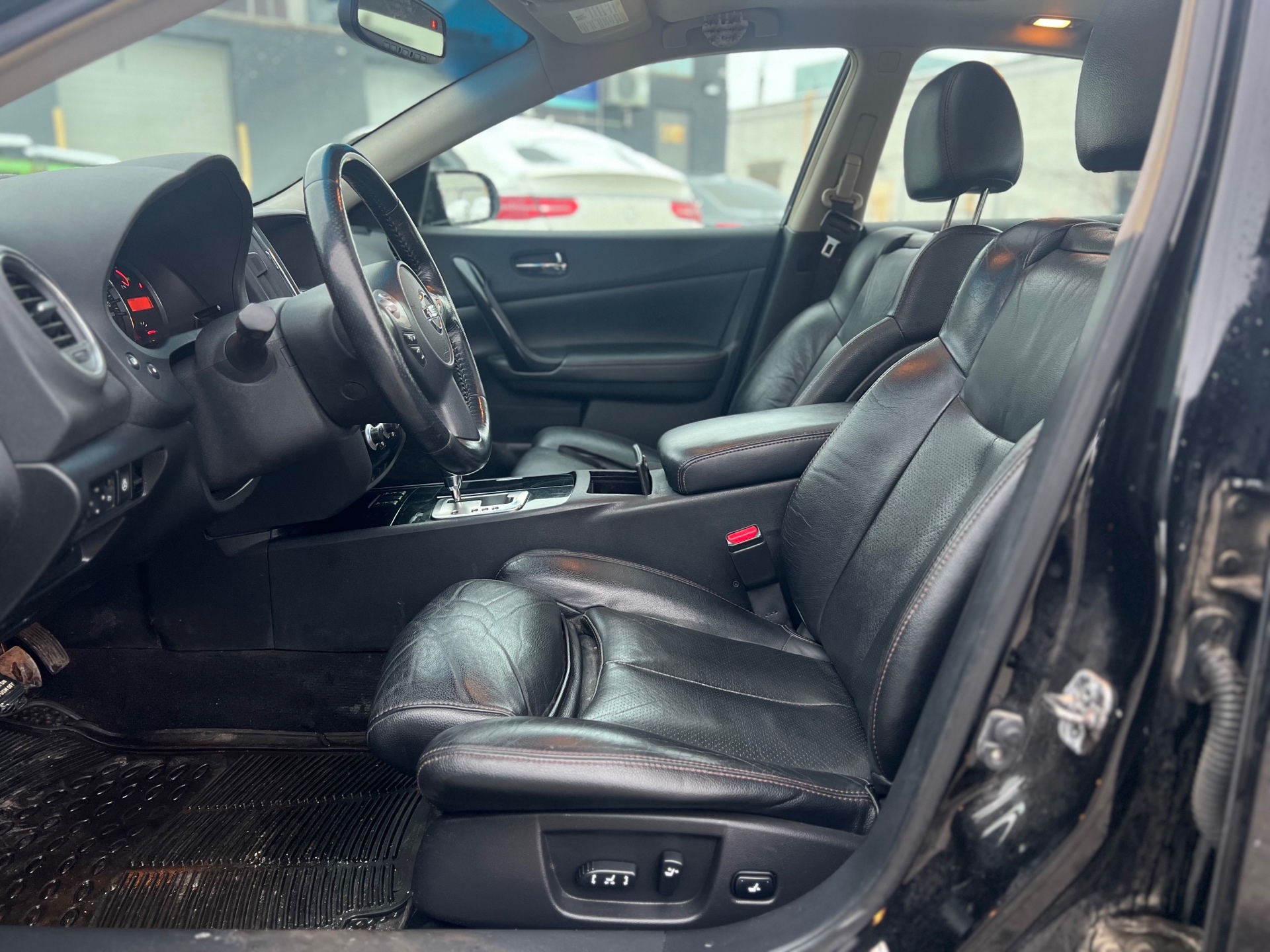 /autocainc/2010-Nissan-Maxima-5871712587992575.jpg