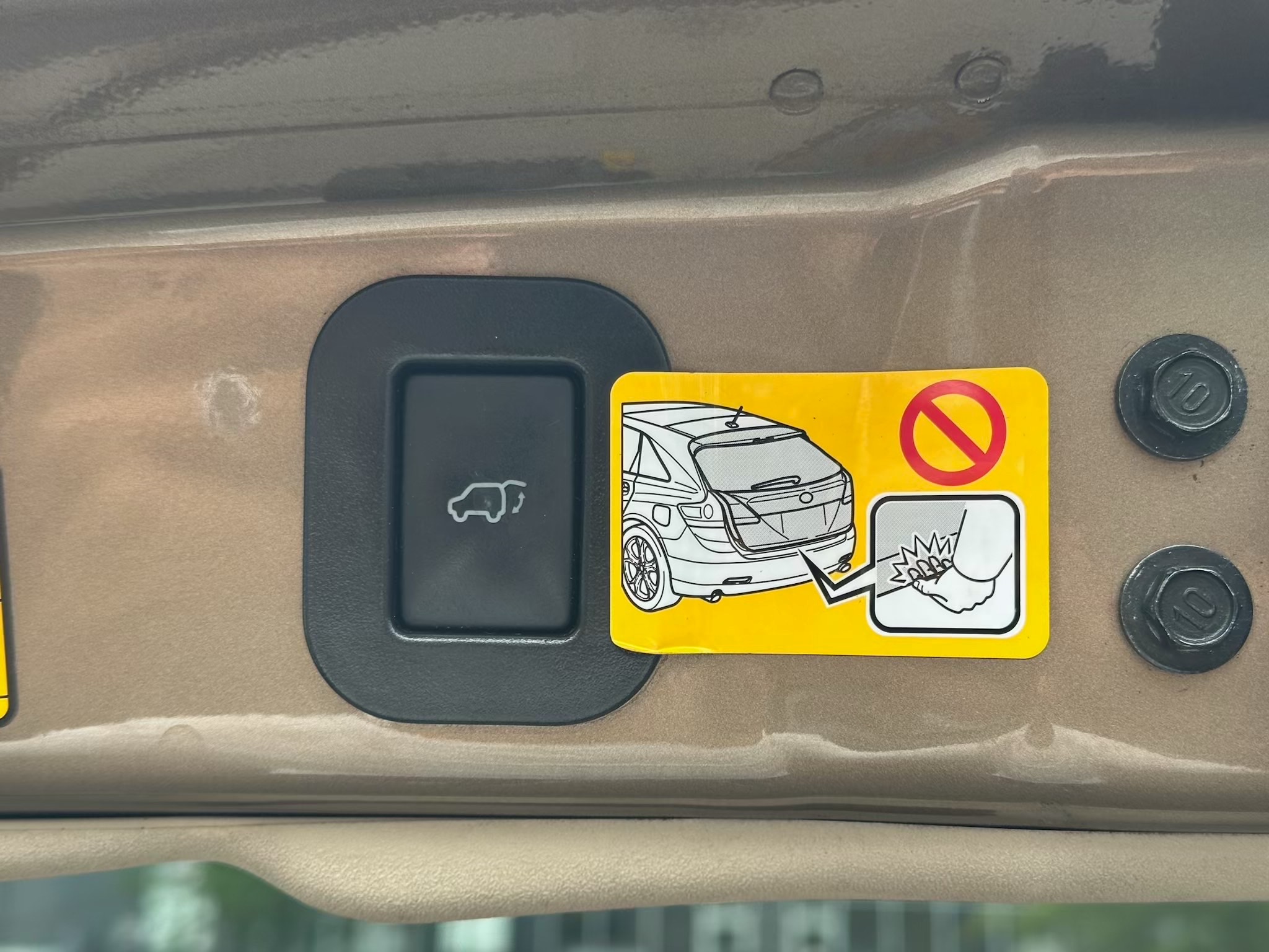 /autocainc/2010-Toyota-Venza-1104800039642313.jpg