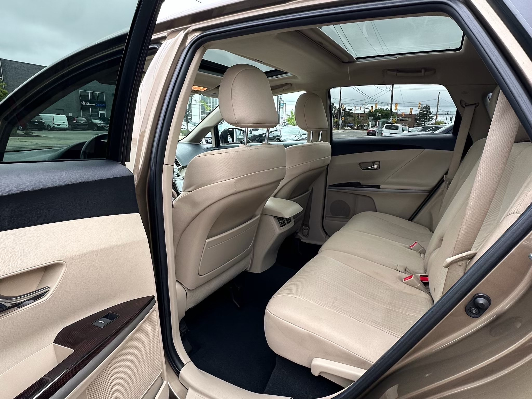 /autocainc/2010-Toyota-Venza-5075150601004508.jpg