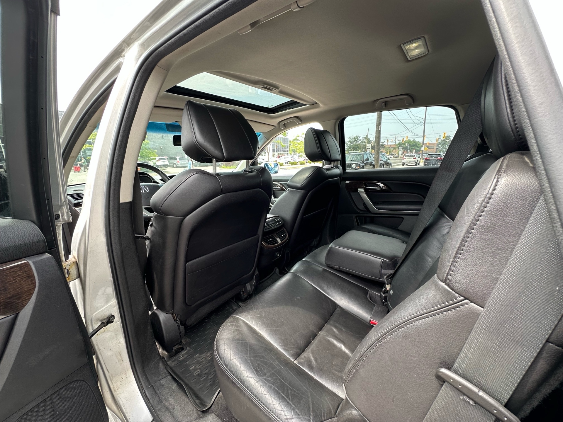 /autocainc/2011-Acura-MDX-9584795040431735.jpg