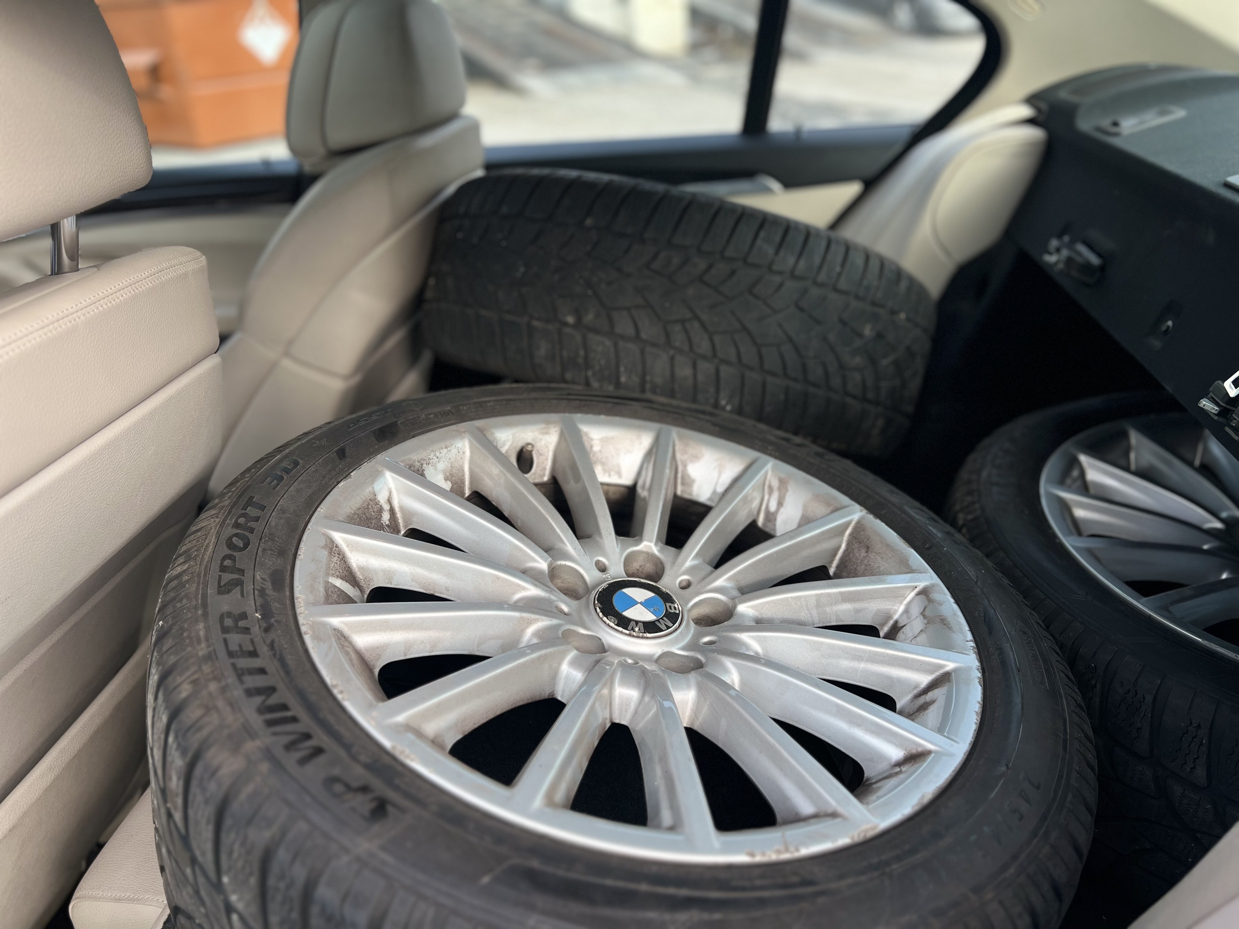/autocainc/2011-BMW-5Series-6992972899308232.jpg