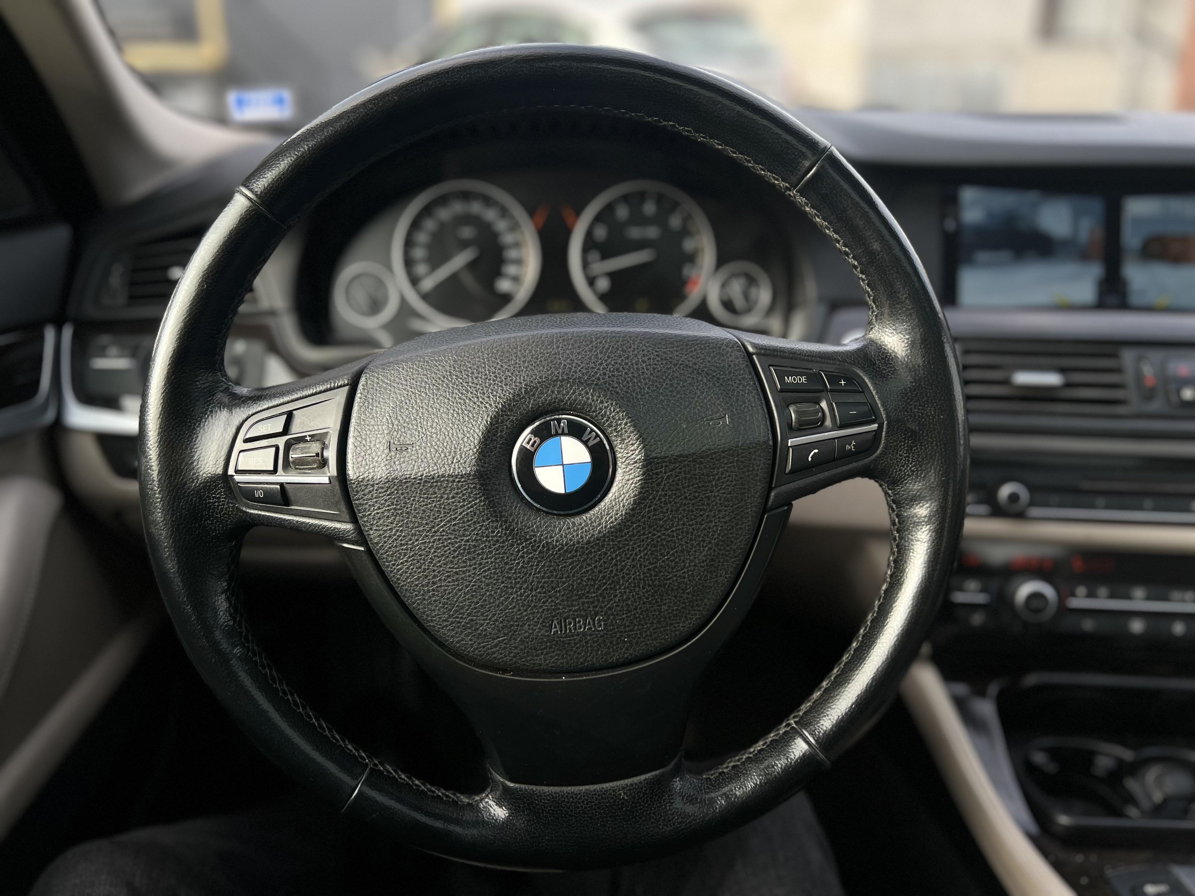 /autocainc/2011-BMW-5Series-8757026172787439.jpg