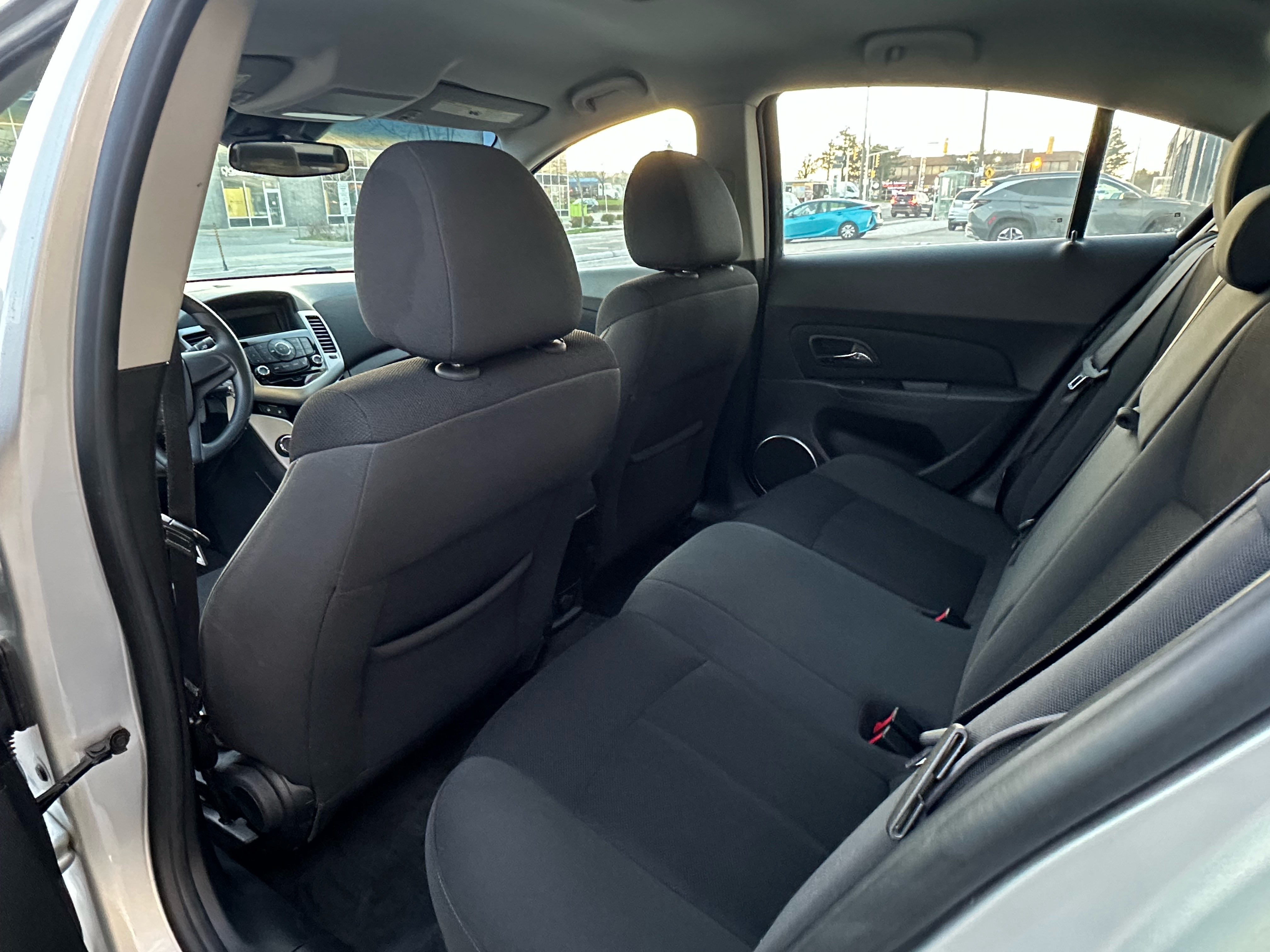 /autocainc/2011-Chevrolet-Cruze-07412628615754935.jpg
