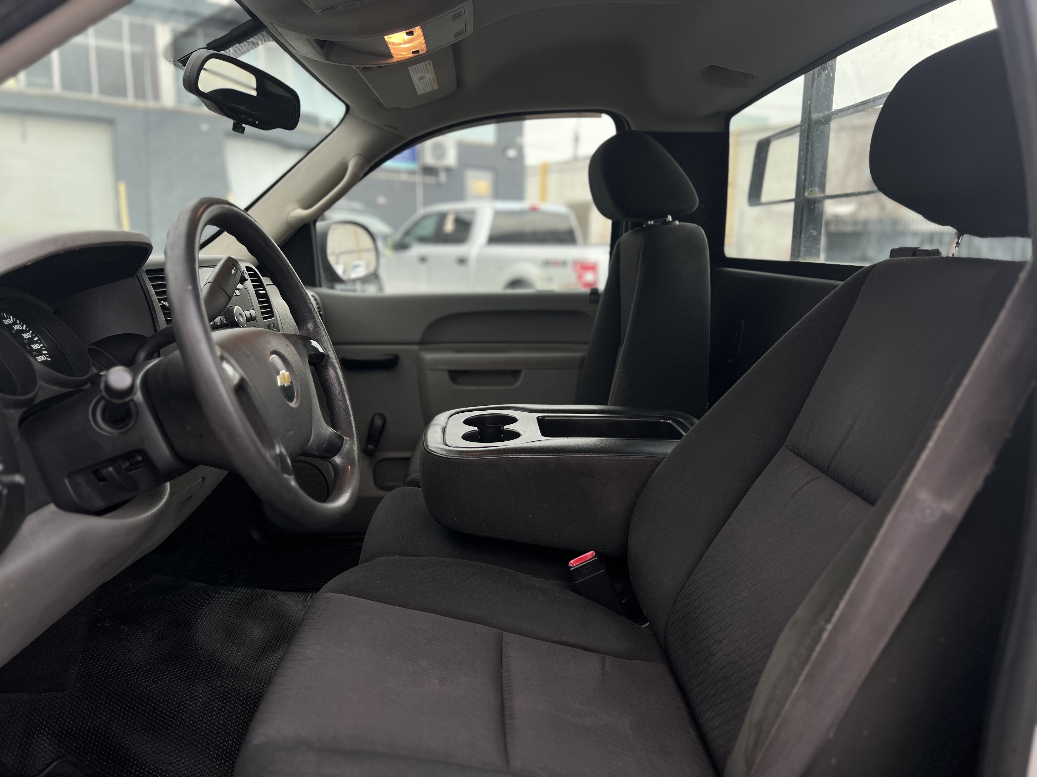 /autocainc/2011-Chevrolet-Silverado1500-1791942156075097.jpg