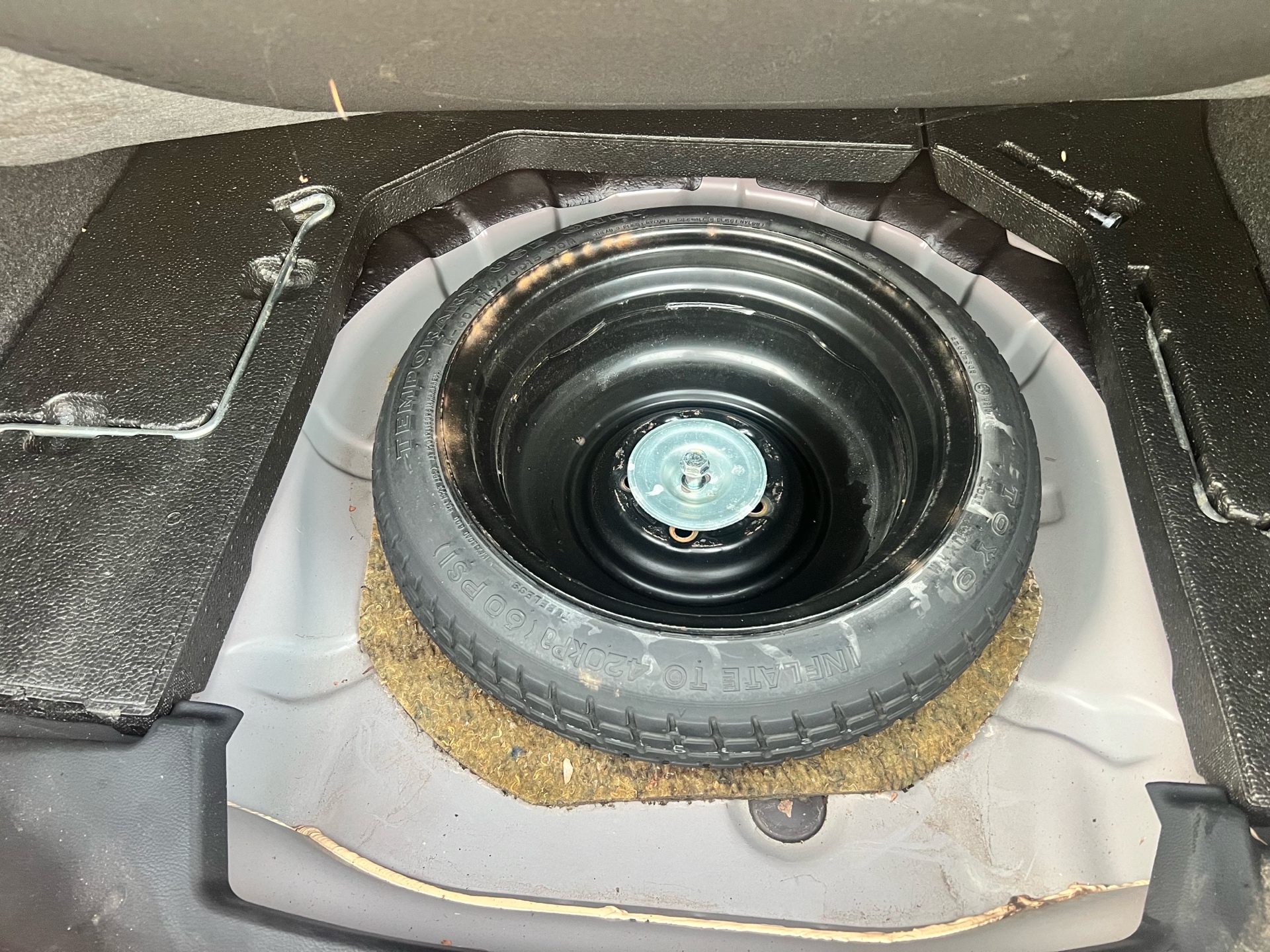 /autocainc/2011-Mazda-Mazda3-027912624816476272.jpg