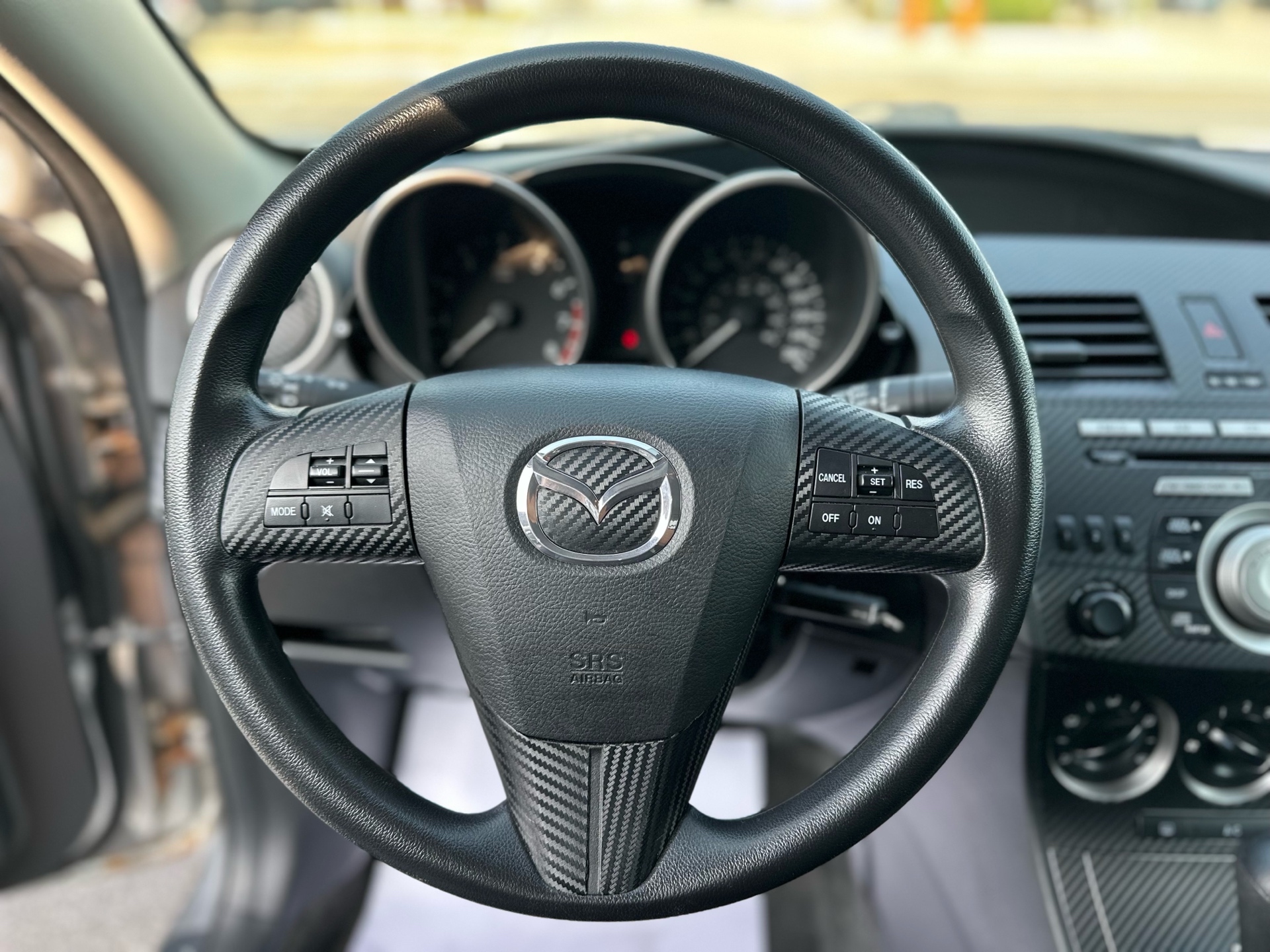 /autocainc/2011-Mazda-Mazda3-09786283896364112.jpg