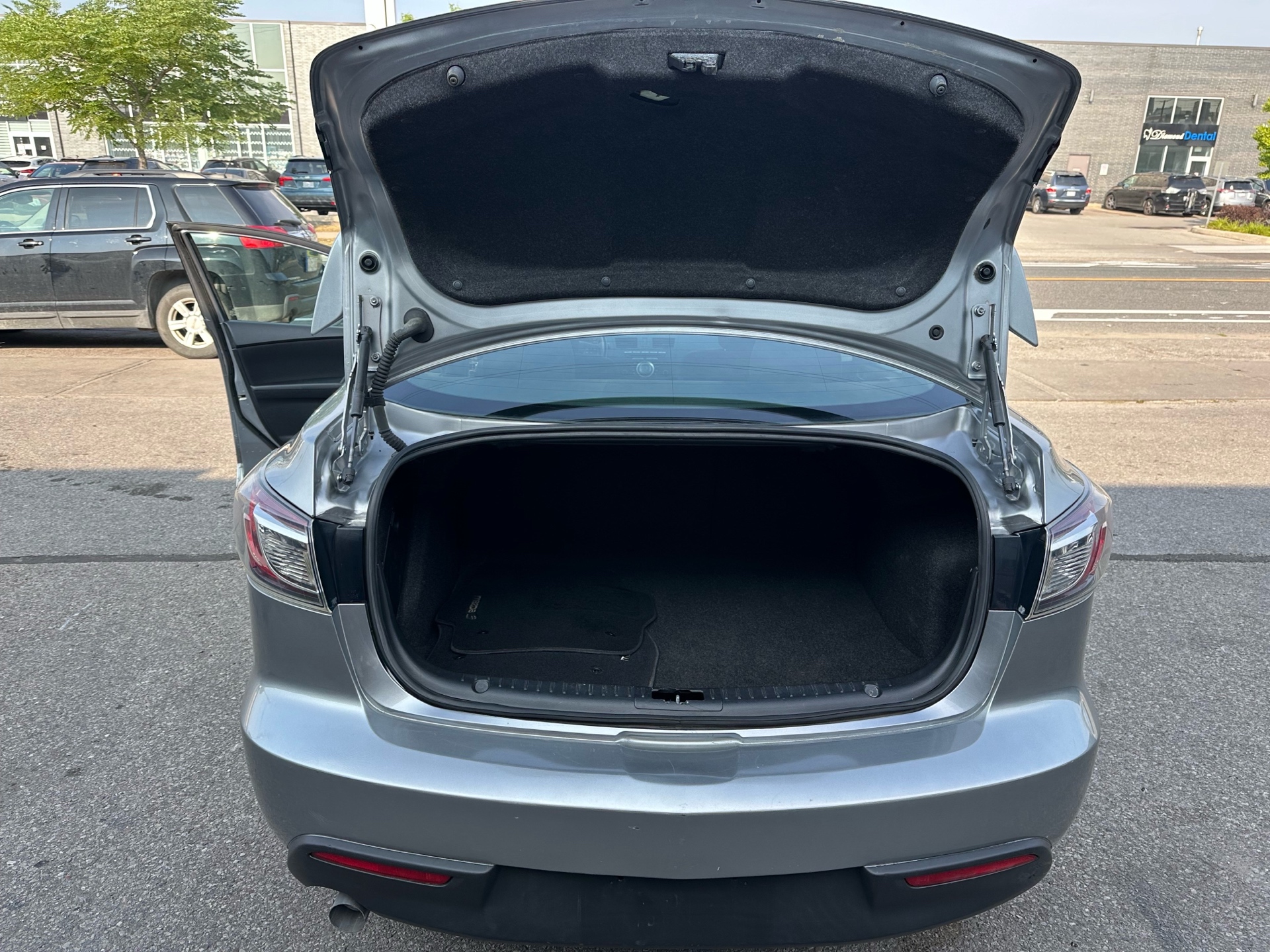 /autocainc/2011-Mazda-Mazda3-5085164467799415.jpg