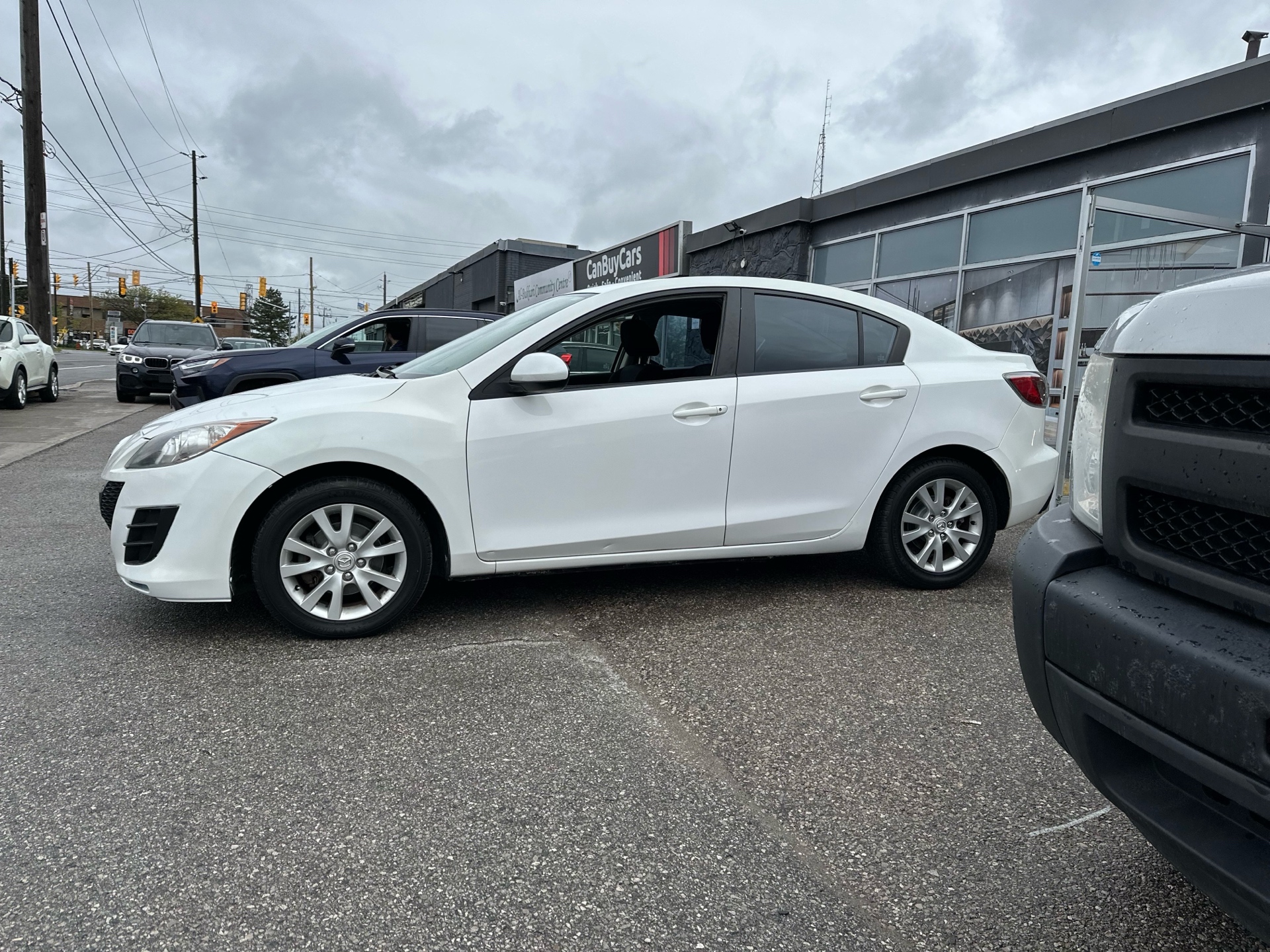 /autocainc/2011-Mazda-Mazda3-7596836050480389.jpg