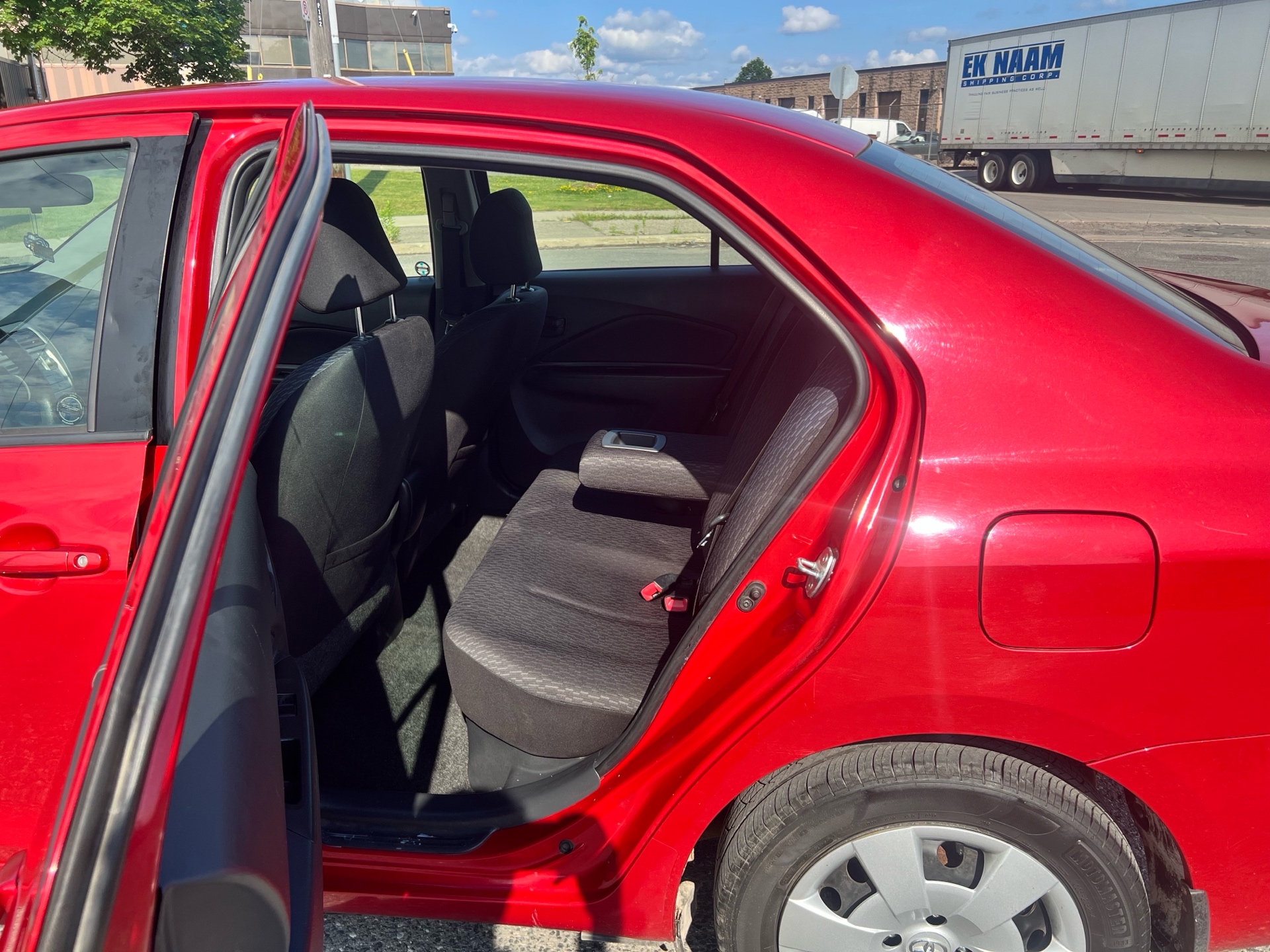 /autocainc/2011-Toyota-Yaris-1353659598178074.jpg