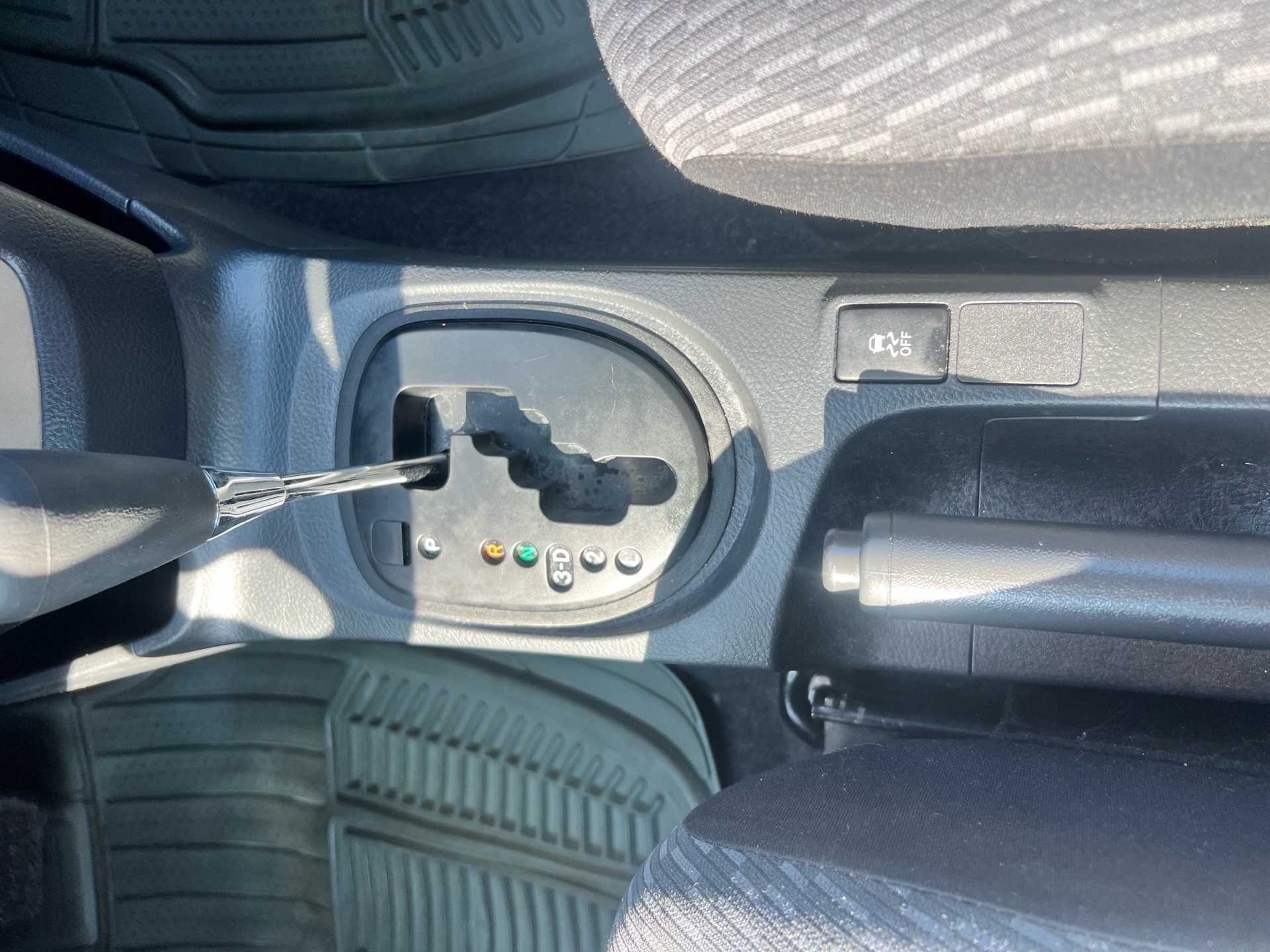 /autocainc/2011-Toyota-Yaris-5449317984922255.jpg