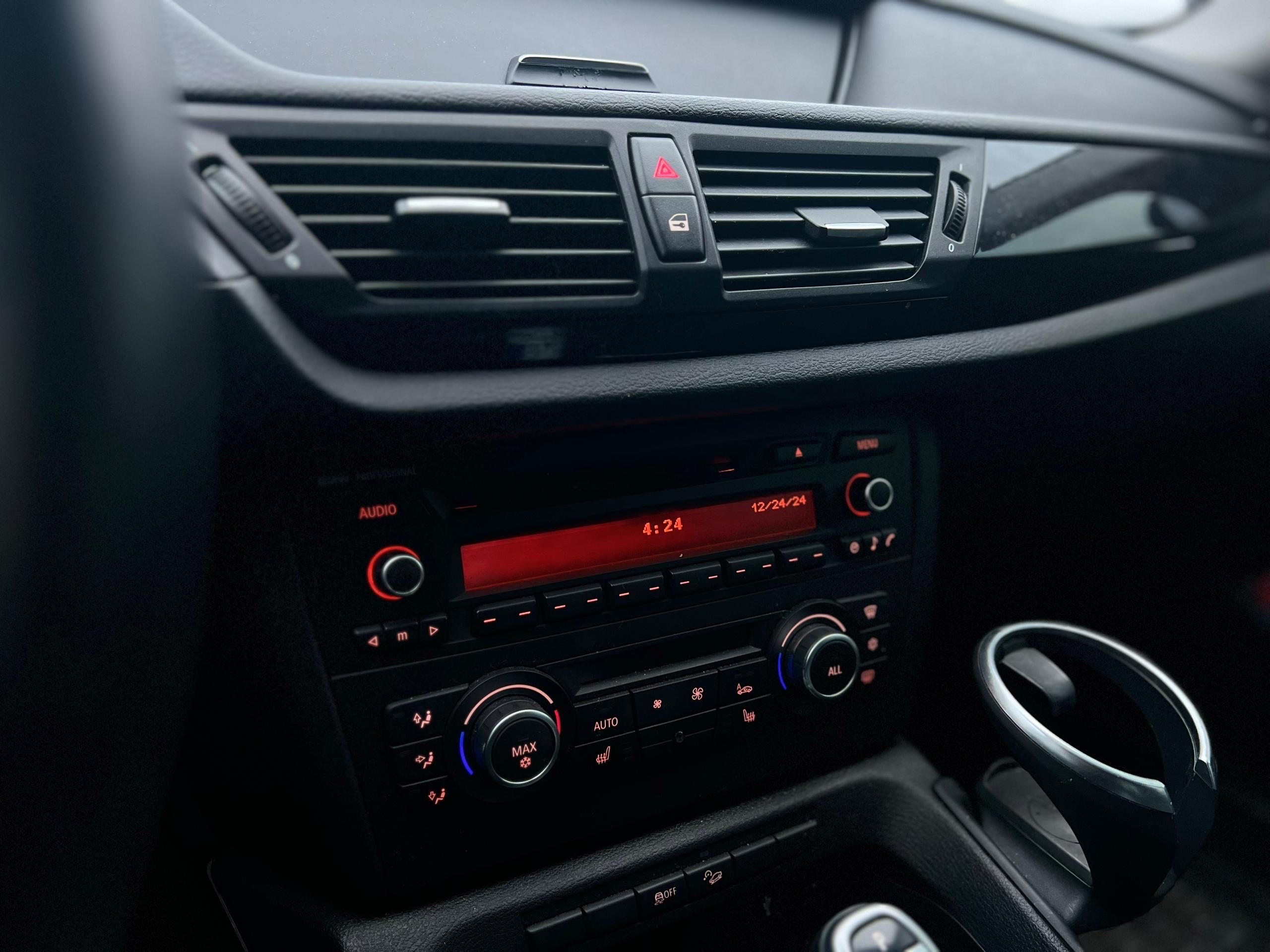 /autocainc/2012-BMW-X1-06301358588271011.jpg