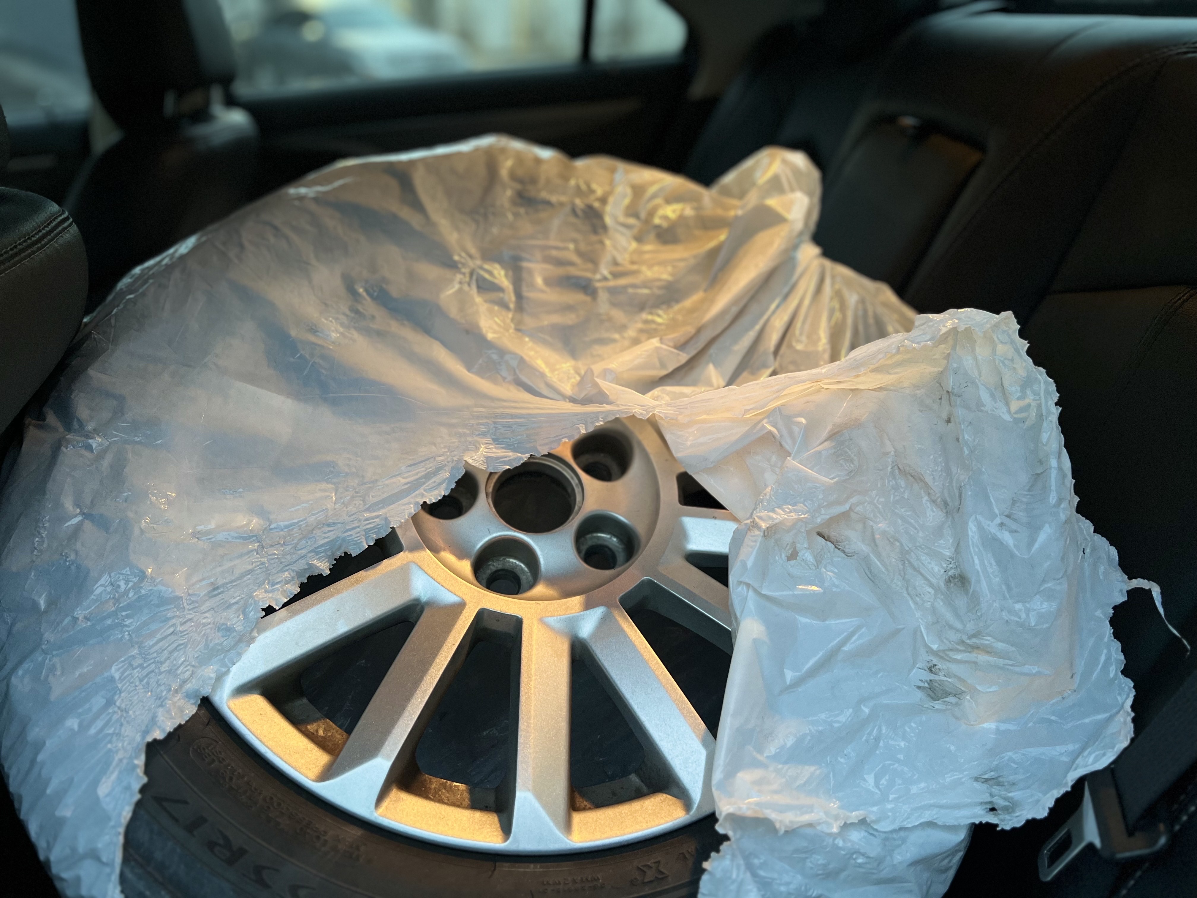 /autocainc/2012-Cadillac-CTS-174516962040687.jpg