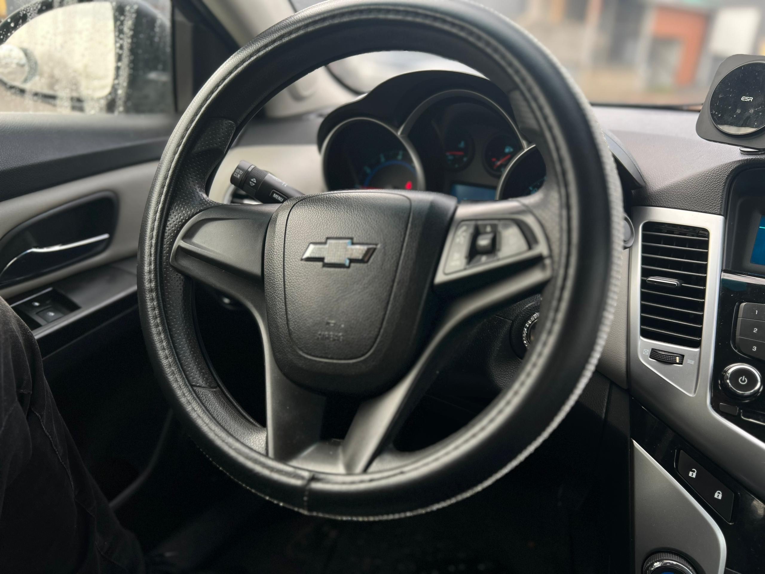 /autocainc/2012-Chevrolet-Cruze-6392923304294602.jpg