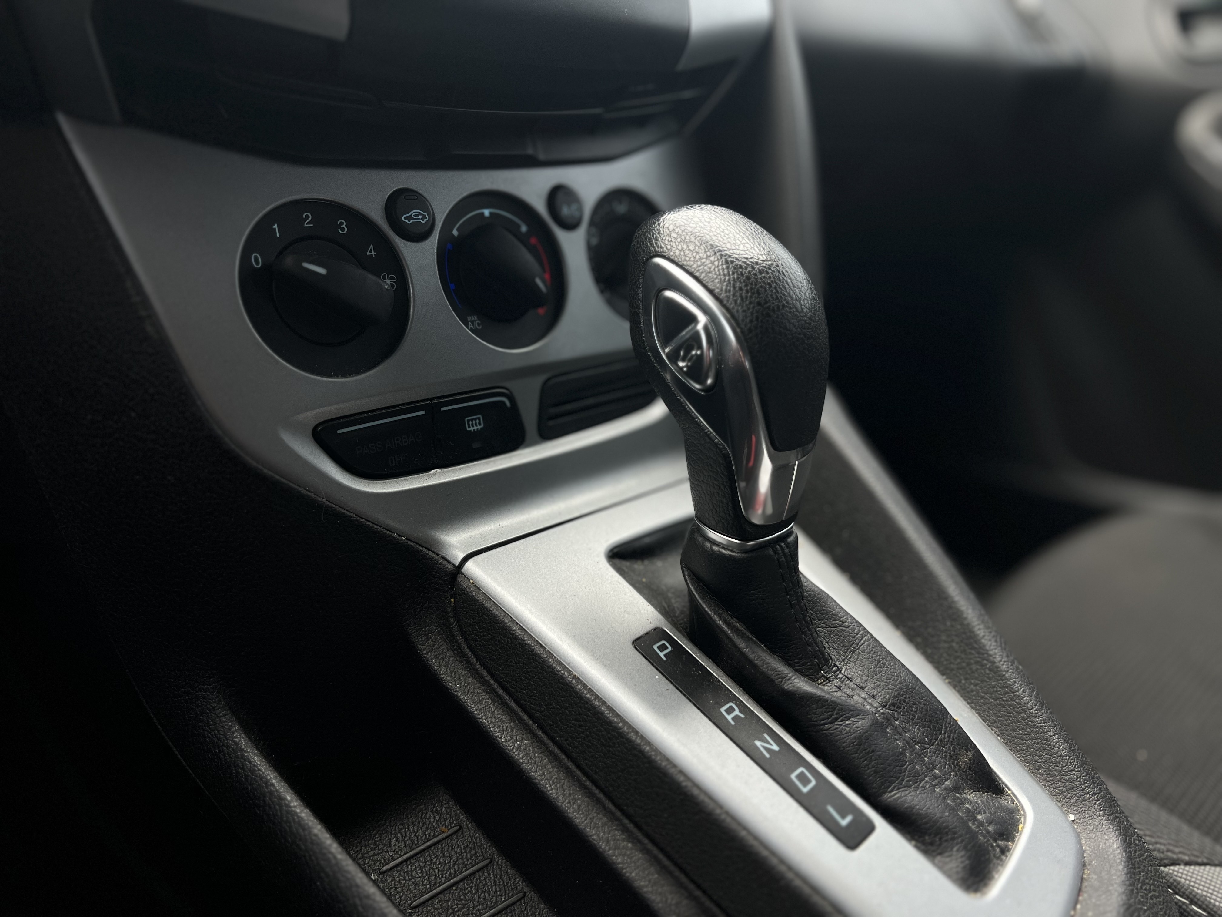 /autocainc/2012-Ford-Focus-24680484601907549.jpg