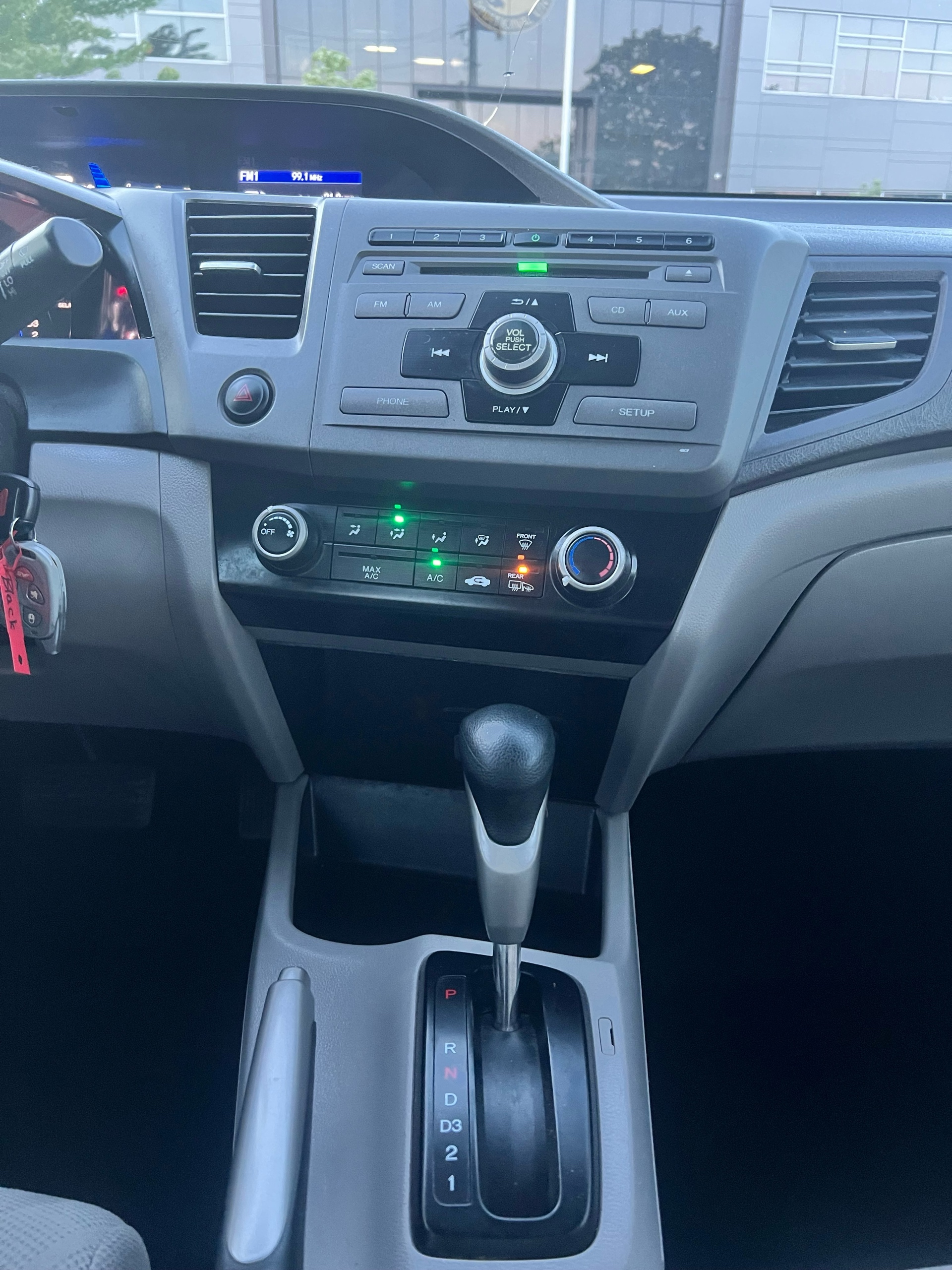 /autocainc/2012-Honda-Civic-3042008722477705.jpg