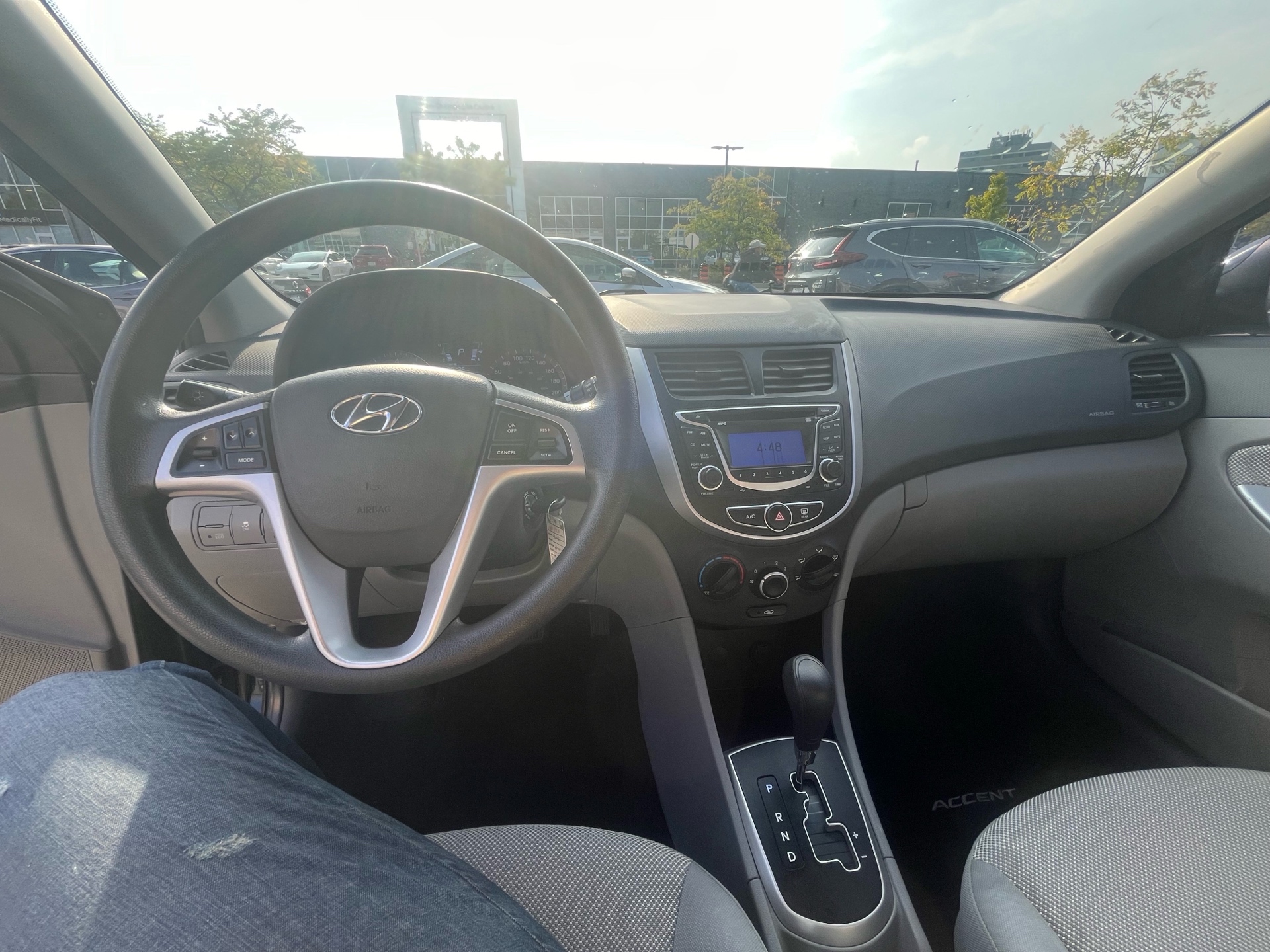 /autocainc/2012-Hyundai-Accent-14189395324922316.jpg