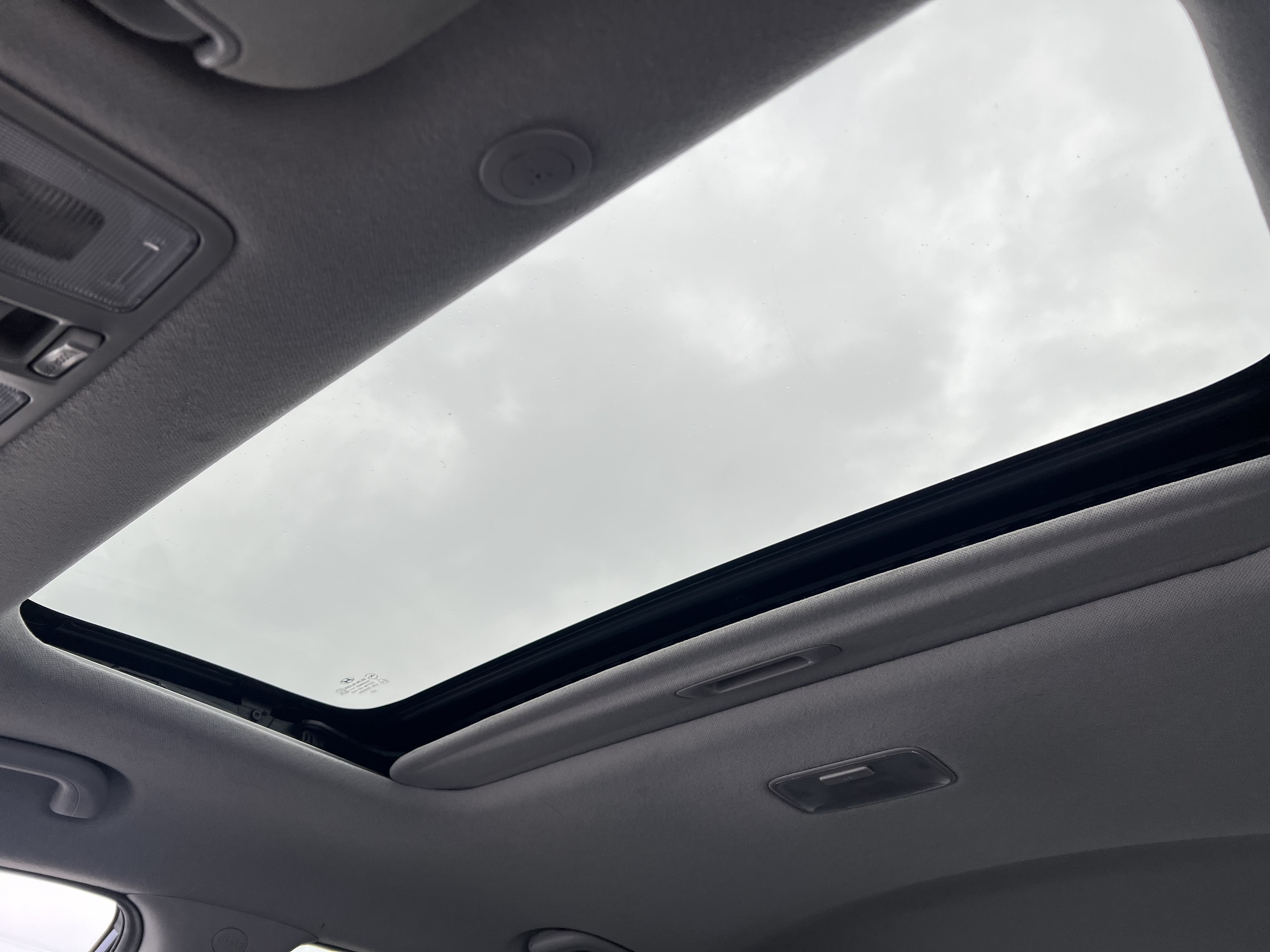 /autocainc/2012-Hyundai-Elantra-19656306084980257.jpg
