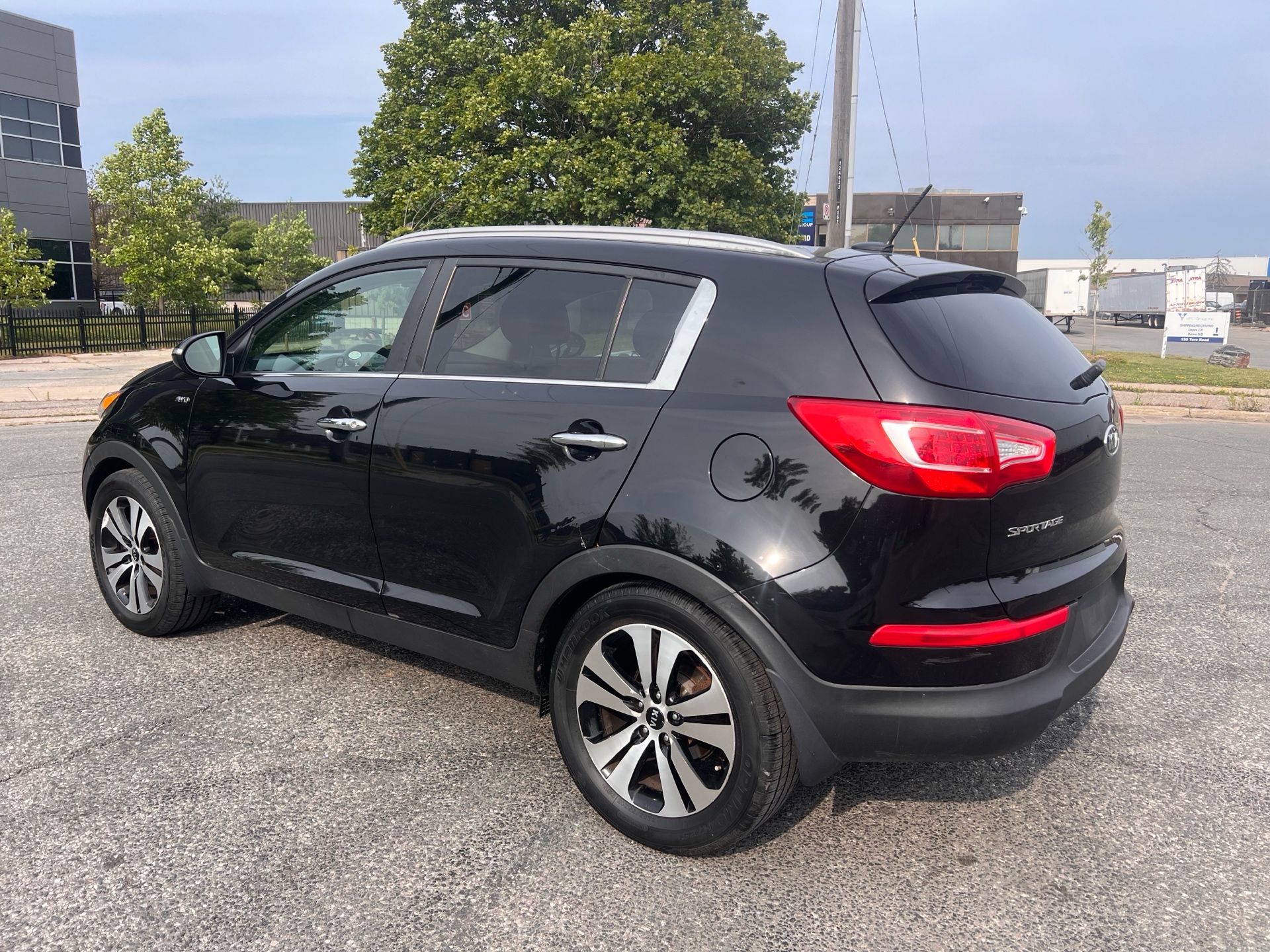/autocainc/2012-Kia-Sportage-2613794803278071.jpg