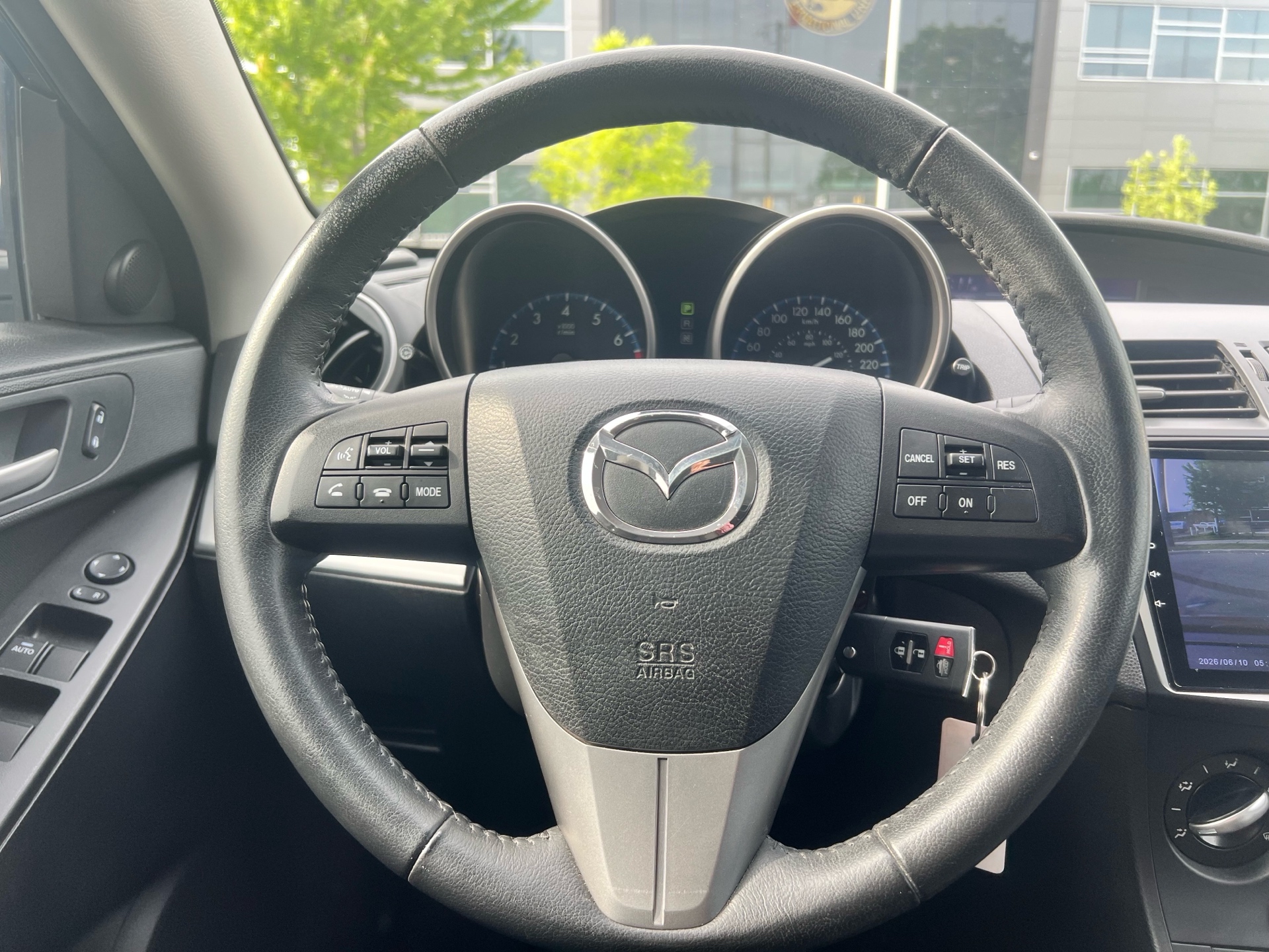 /autocainc/2012-Mazda-Mazda3-12367830504056476.jpg