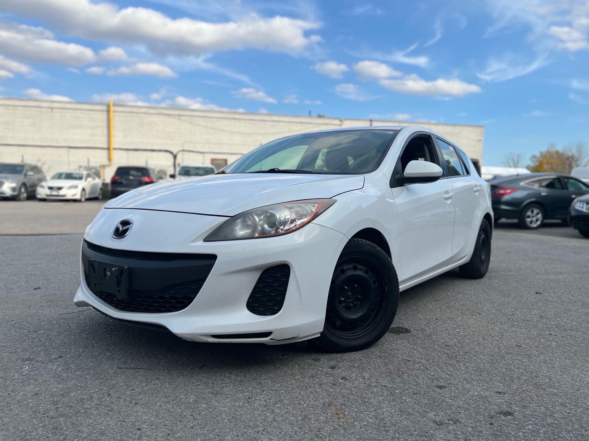 /autocainc/2012-Mazda-Mazda3-1283274211778942.jpg